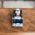 Load image into Gallery viewer, Randall Zadar Cool Little Cars #2 Mouse Nash Metropolitan Figurine Retired 2006 Black
