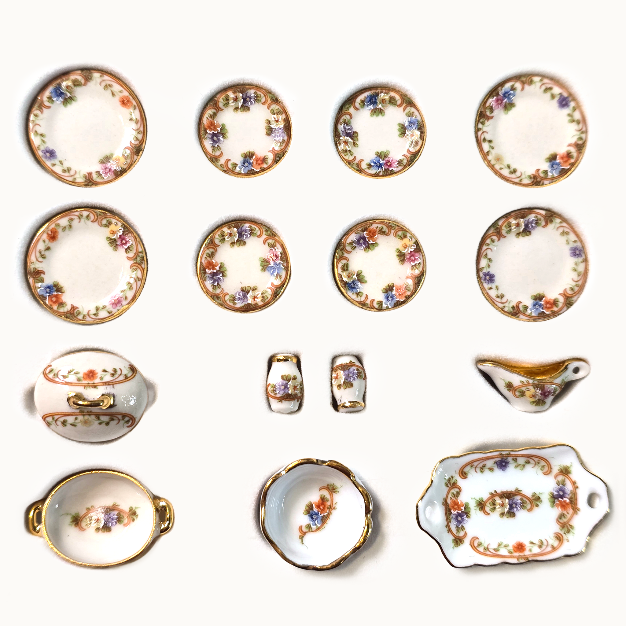 Signed Rachel Munday 15-Piece Porcelain Dinnerware Set UK