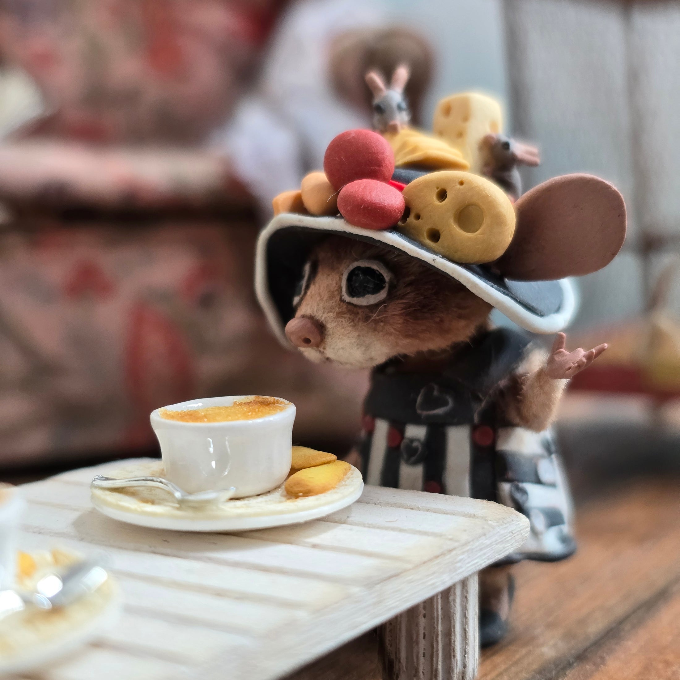 Aleah Klay Cheese Hat Fashionista Mouse OOAK Miniature c.2014
