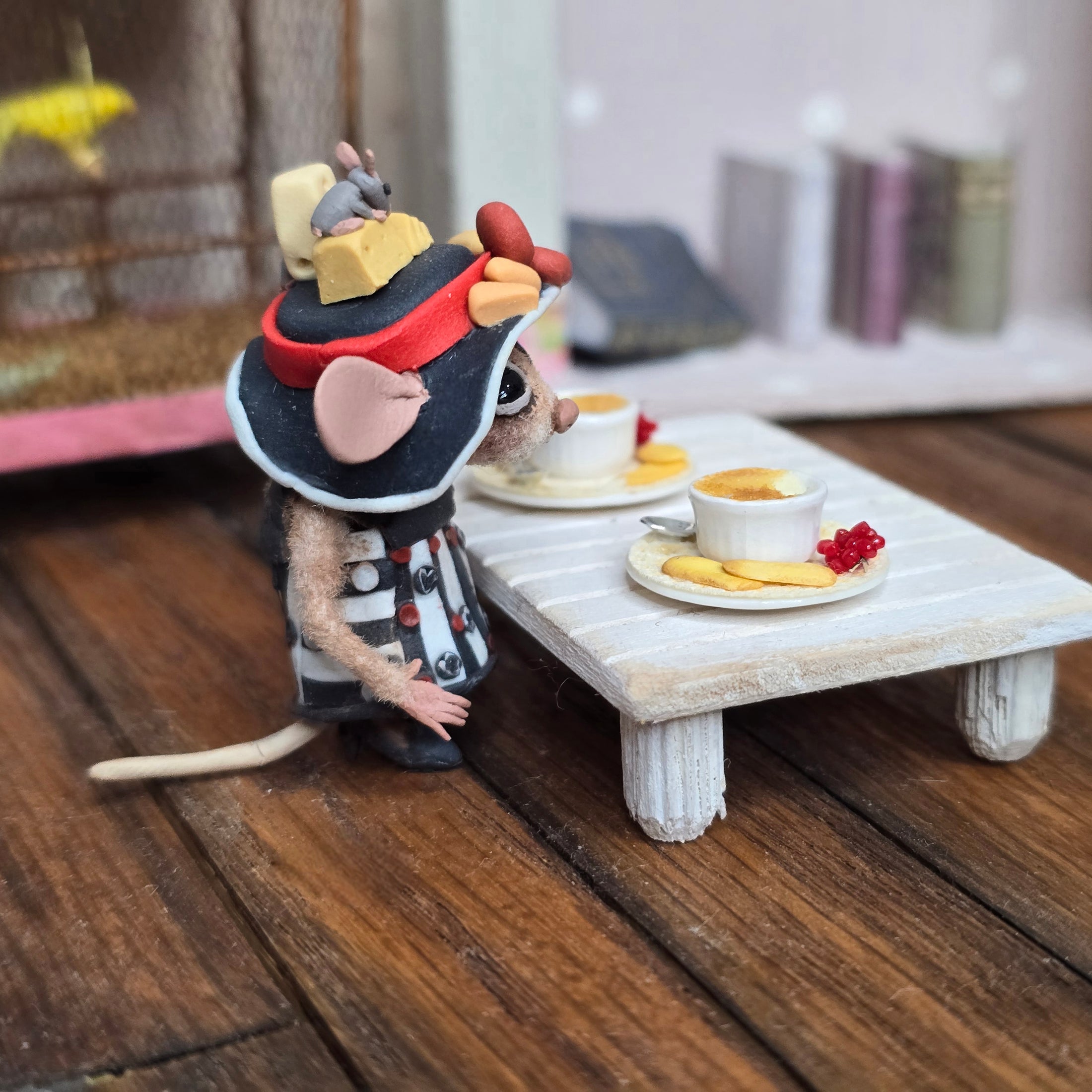 Aleah Klay Cheese Hat Fashionista Mouse OOAK Miniature c.2014