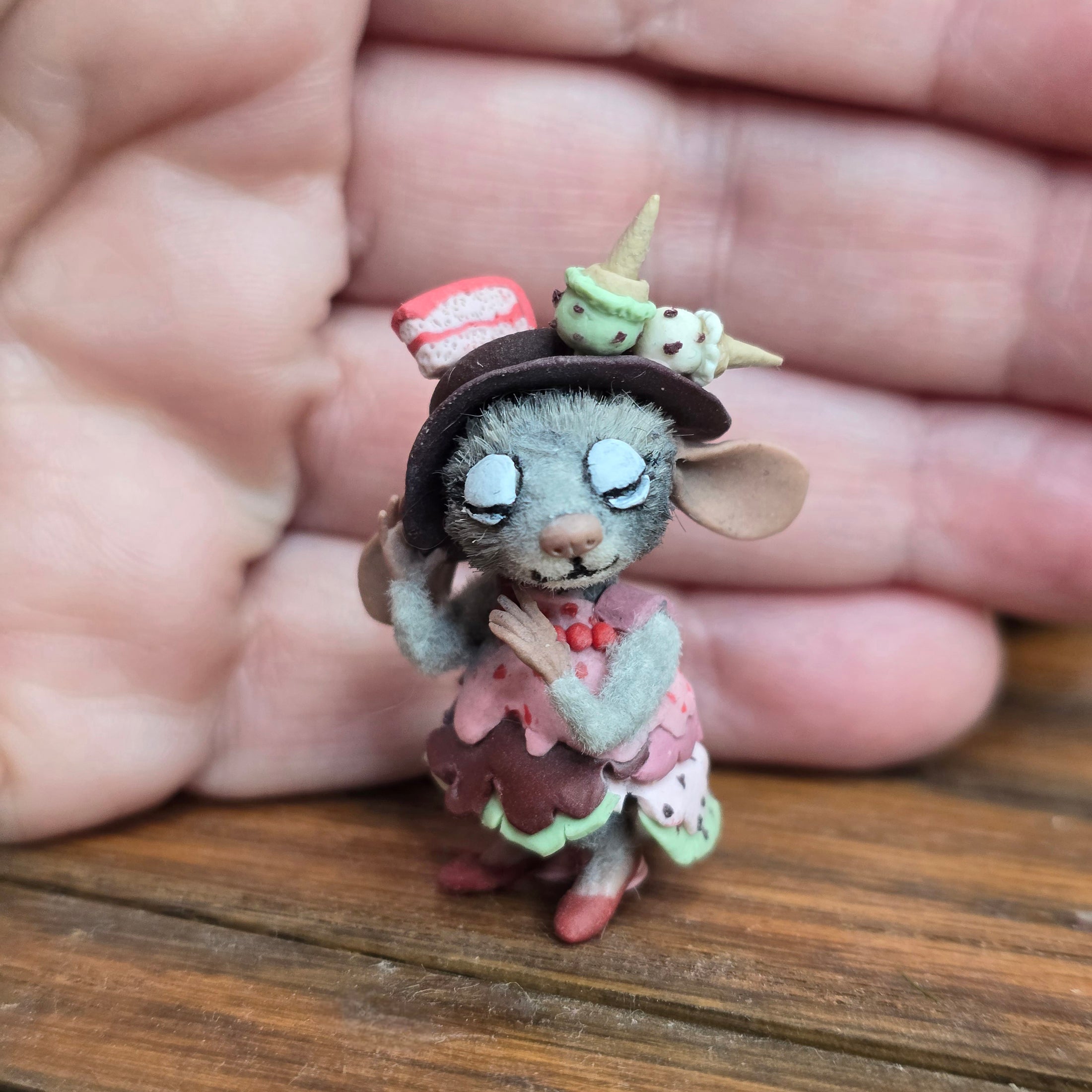 Aleah Klay “Miniature Mouse with Ice Cream & Cake Dress and Hat” OOAK 2014