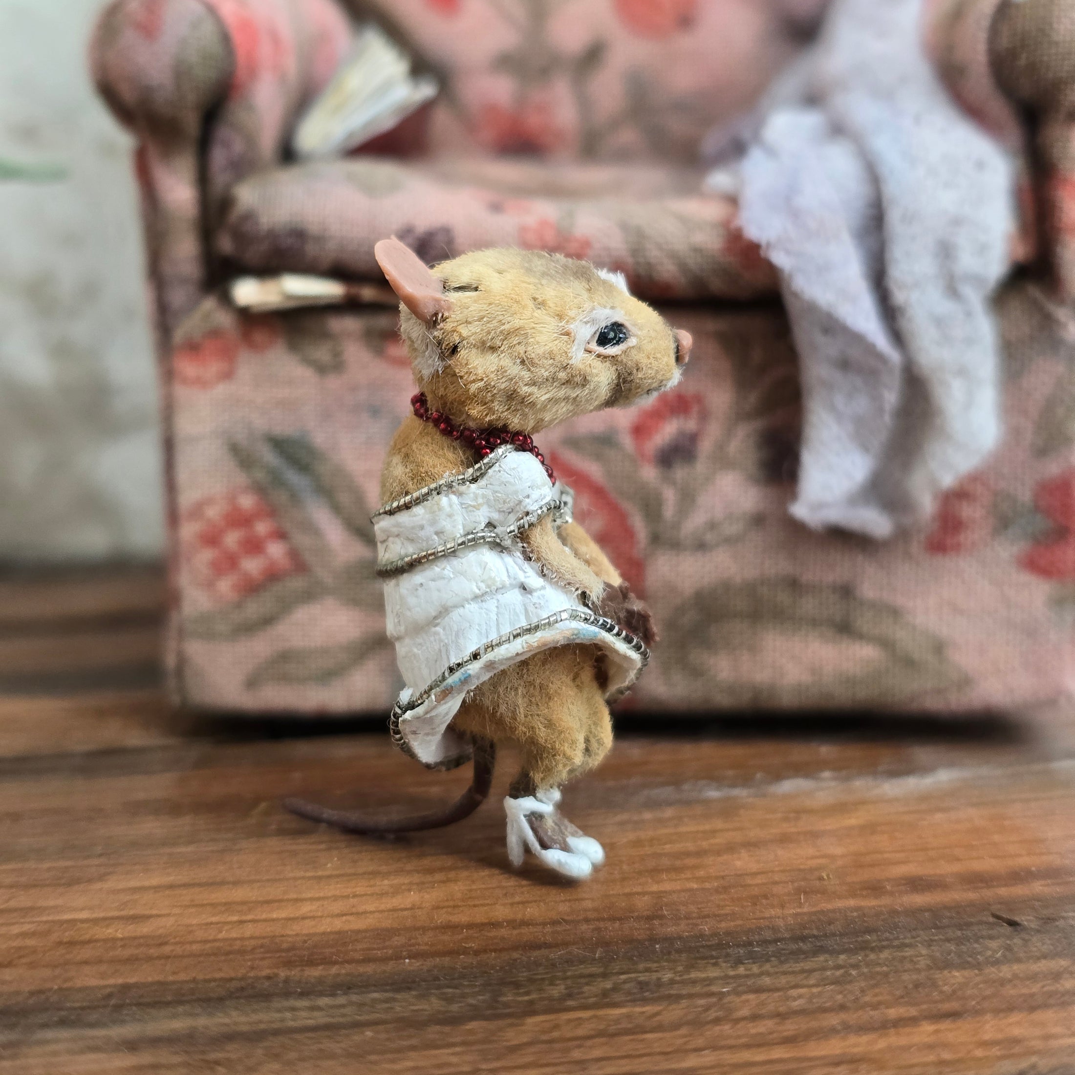 Aleah Klay Marilyn-Inspired Mouse in White Dress OOAK Miniature 2013