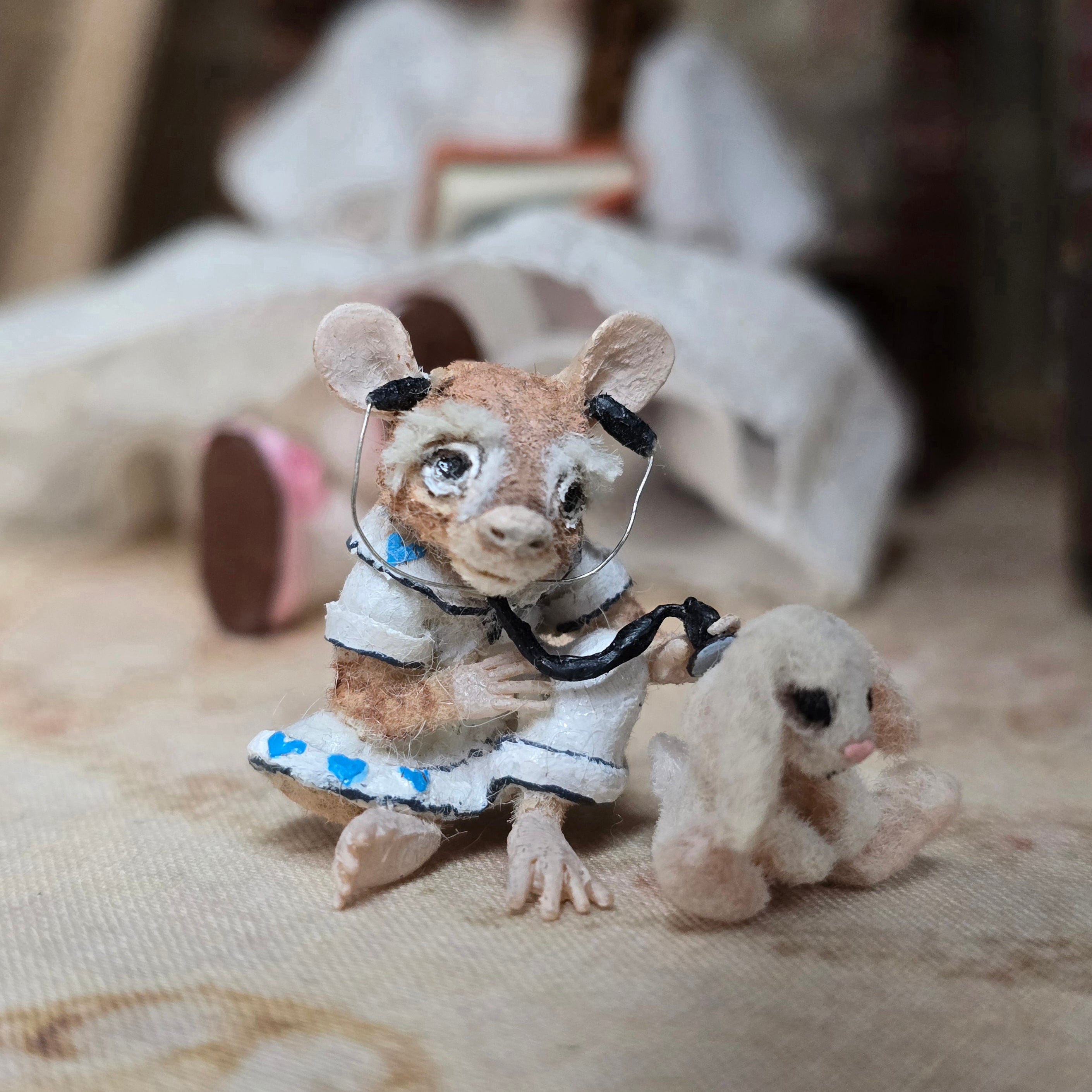 Aleah Klay “Nurse Mouse with Bunny Patient” OOAK 2015