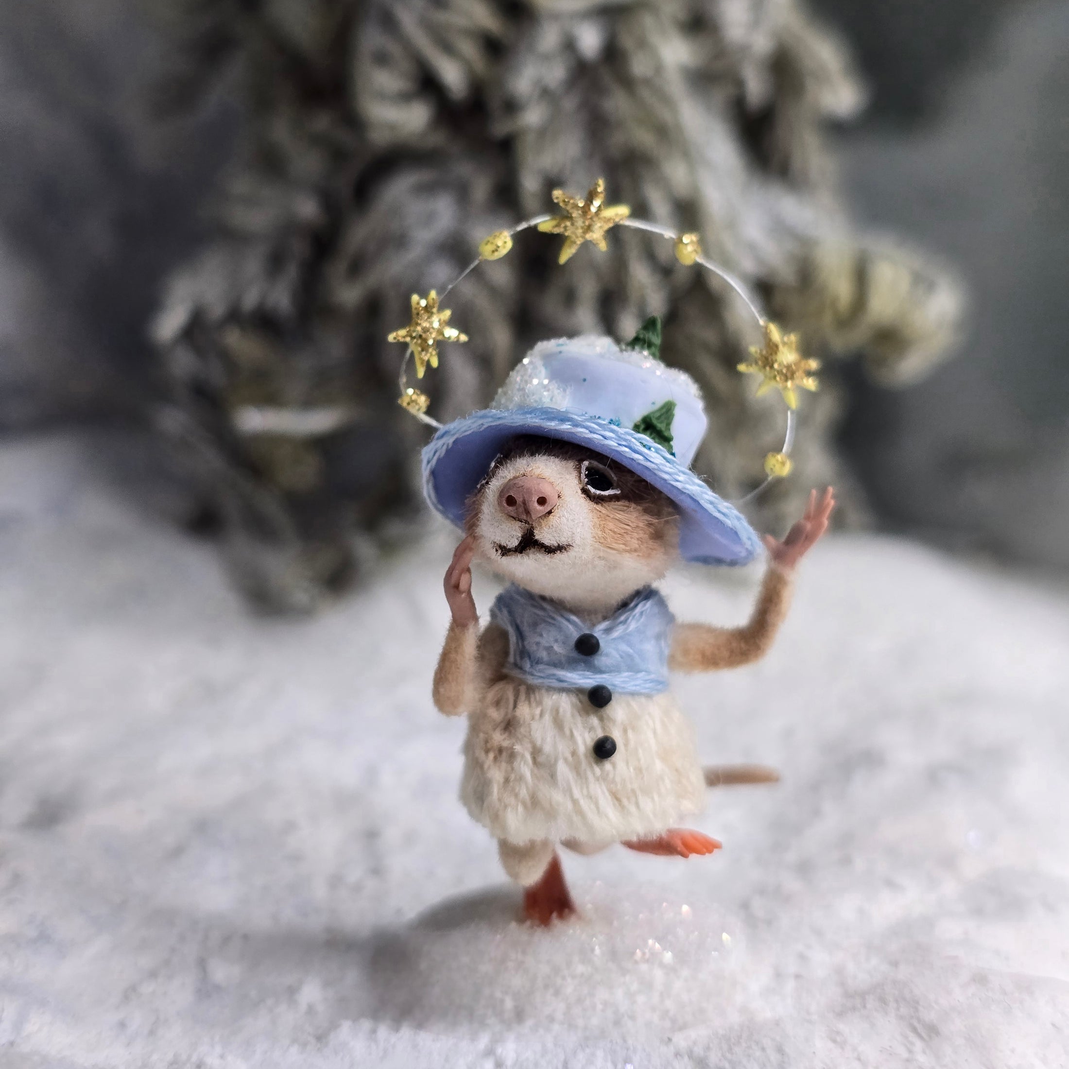 Aleah Klay “Winter Wonderland” Mouse Girl OOAK Miniature c.2013