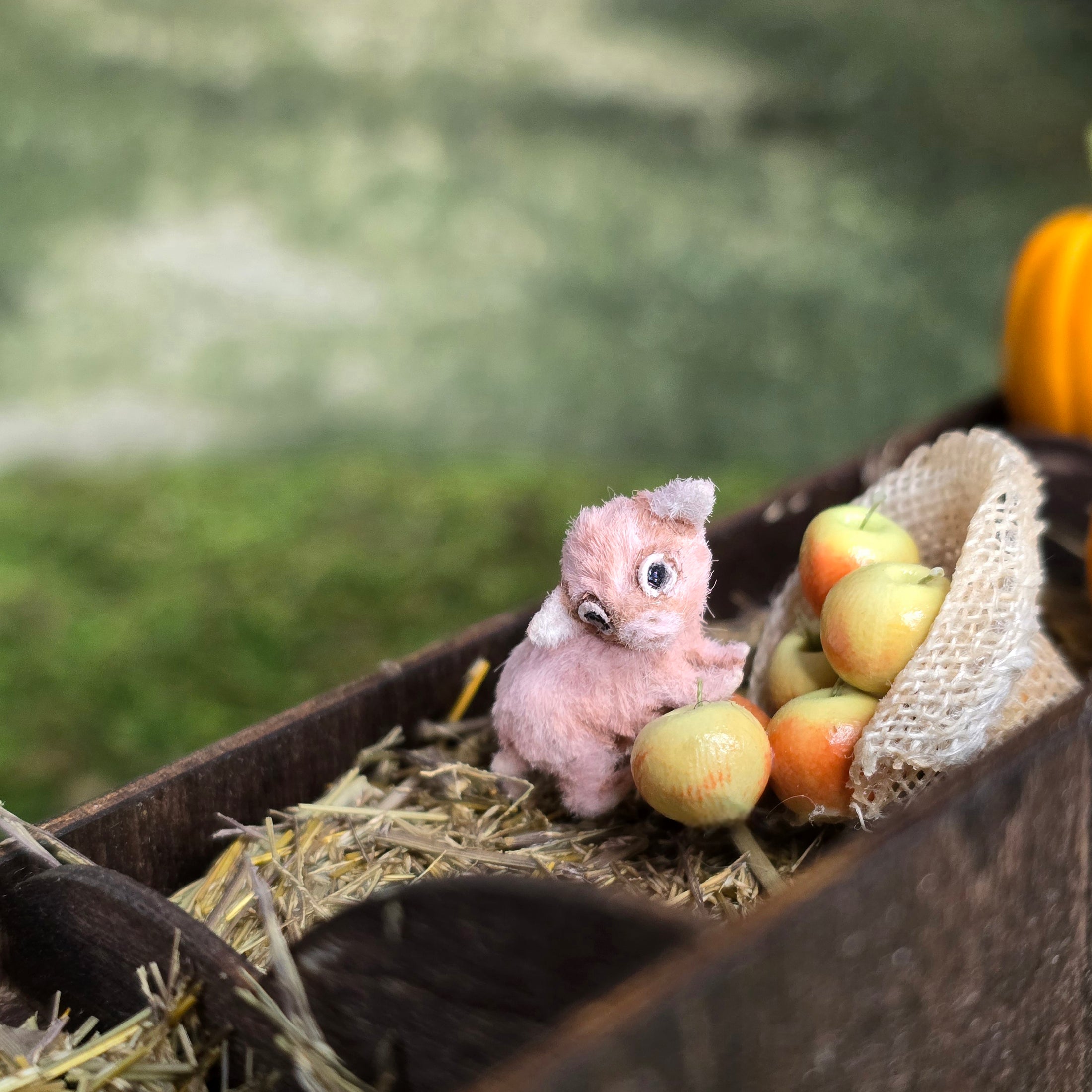 Aleah Klay “Miniature Piglet Mouse Pet” OOAK 2014 Hand Sculpted