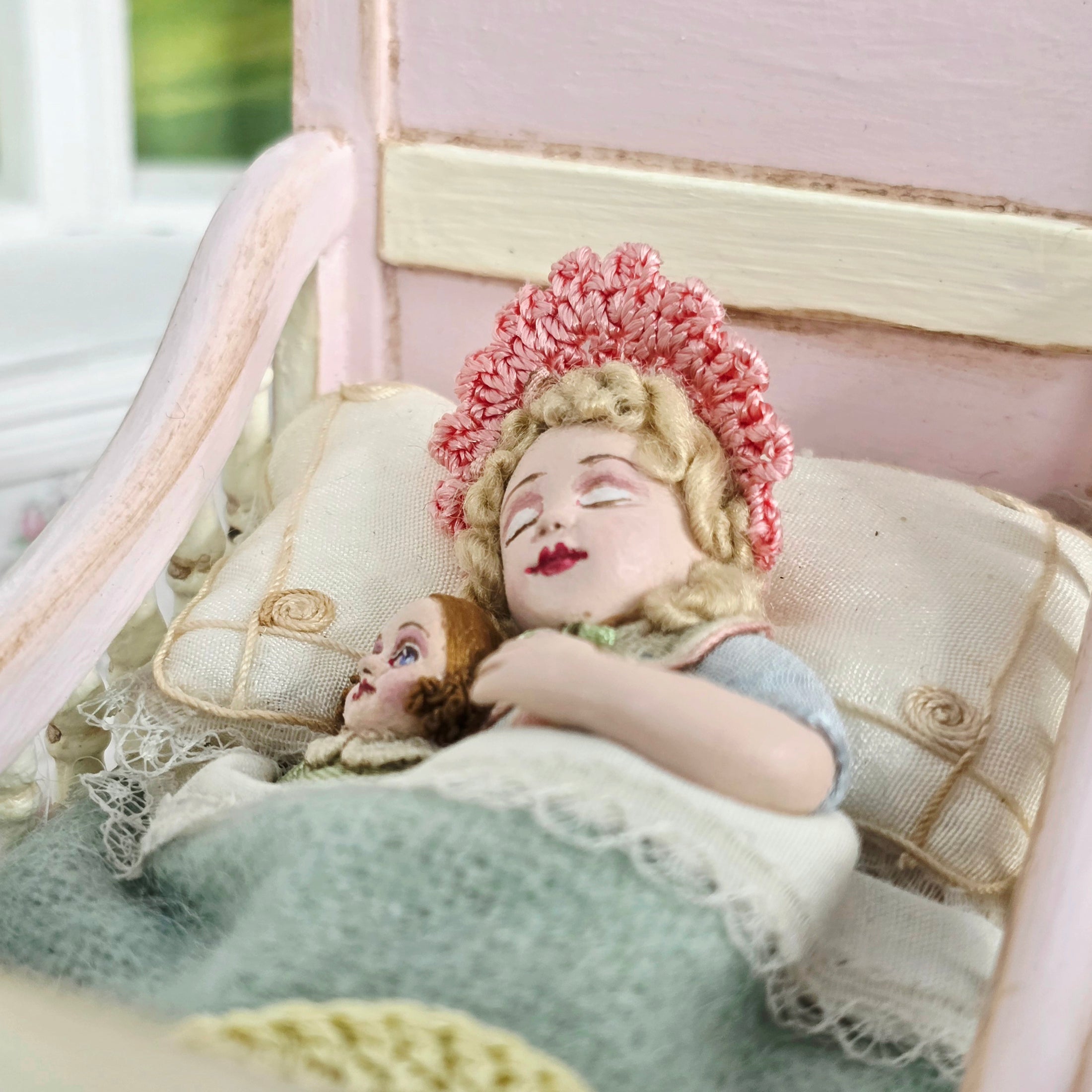 RARE Gale Elena Bantock Sleeping Child Doll in Pink Bed Vignette OOAK