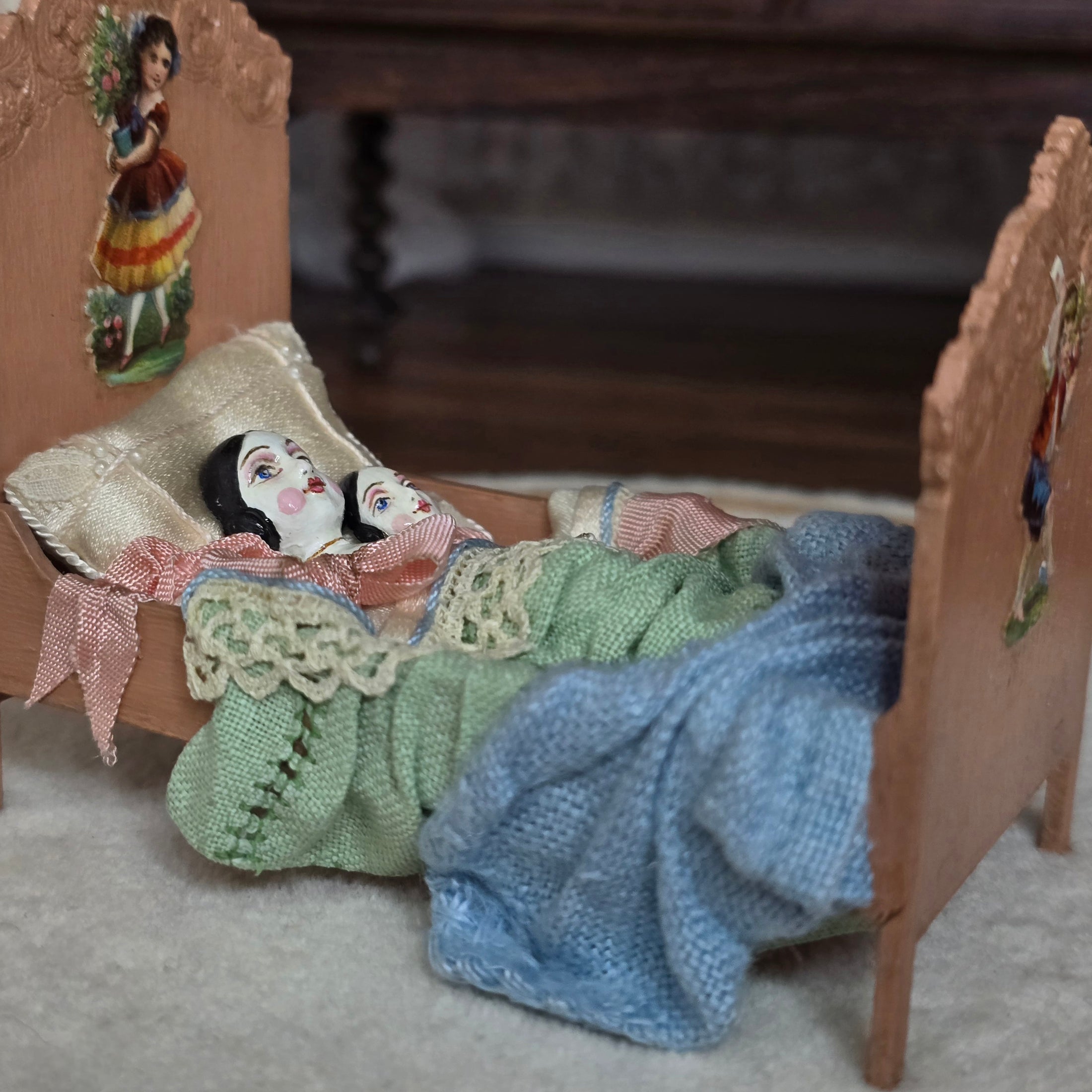 Gale Elena Bantock China-Head Dolls Bed Miniature Victorian Nursery Vignette