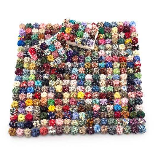 Handmade Country Vintage Colorful Yo-Yo Quilt with Matching Pillows 1:12
