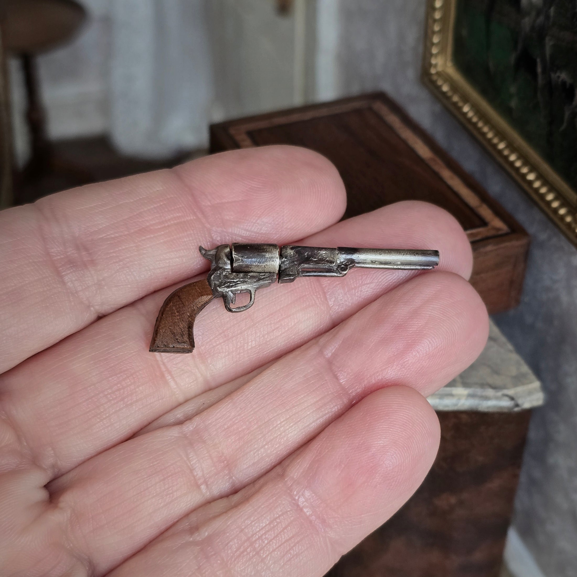 Miniature Antique Style Cowboy Revolver Pistol In Inlaid Wood Storage Case
