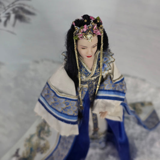 Tish Tierney IGMA Porcelain Han Chinese Ancient Princess Doll Asian Beauty