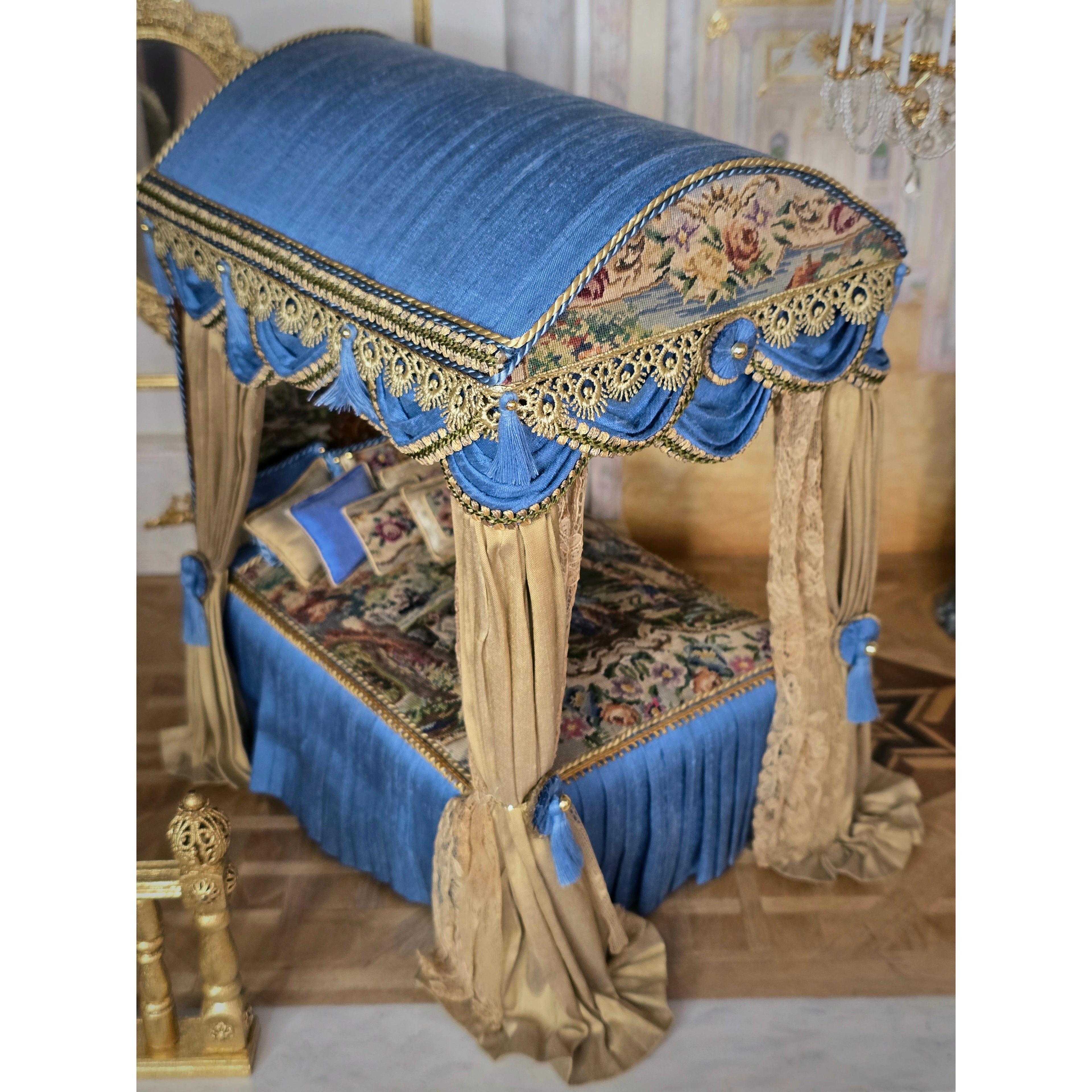 Simply Silk Miniatures Taupe & Blue Domed Canopy Bed with Tapestry Panels UK