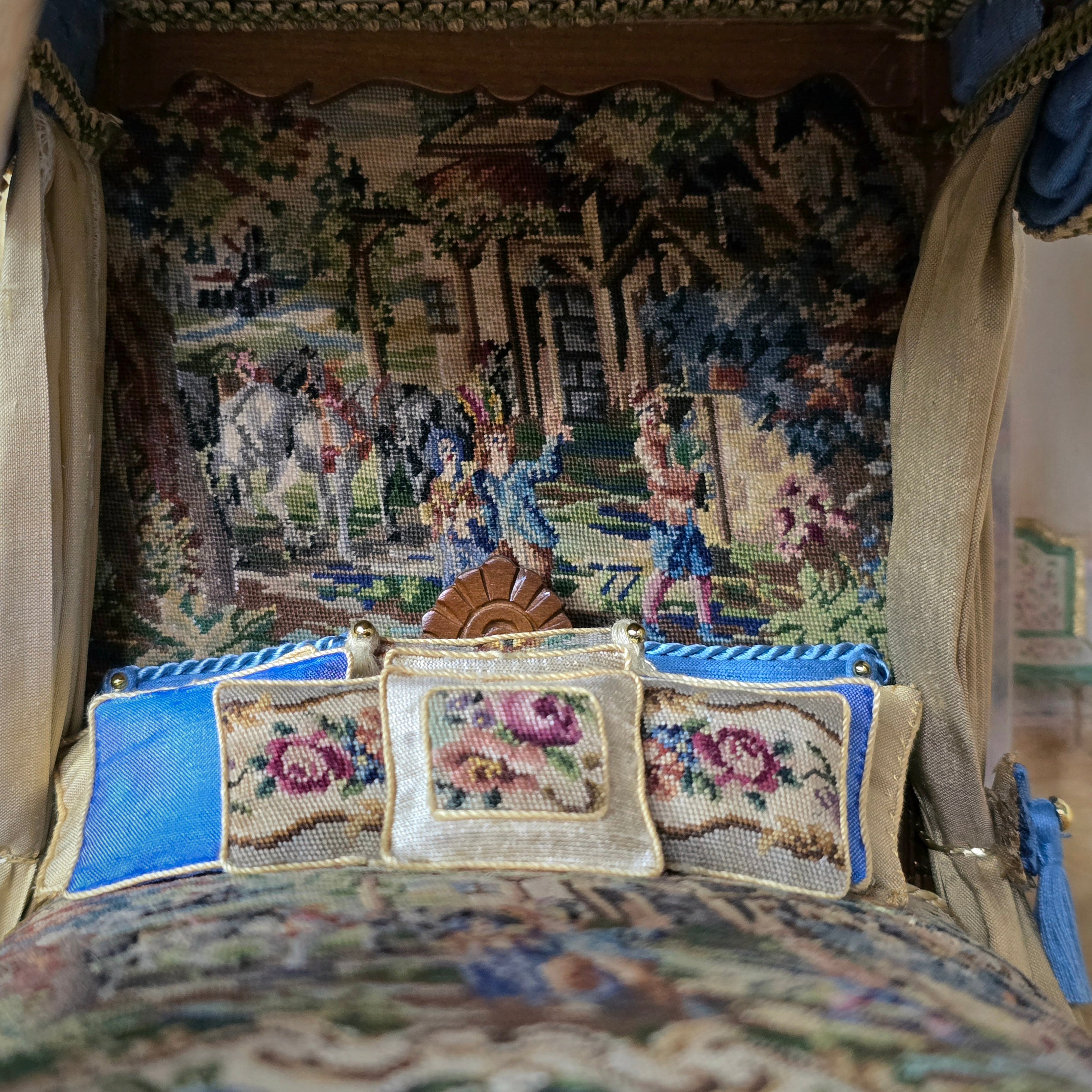 Simply Silk Miniatures Taupe & Blue Domed Canopy Bed with Tapestry Panels UK