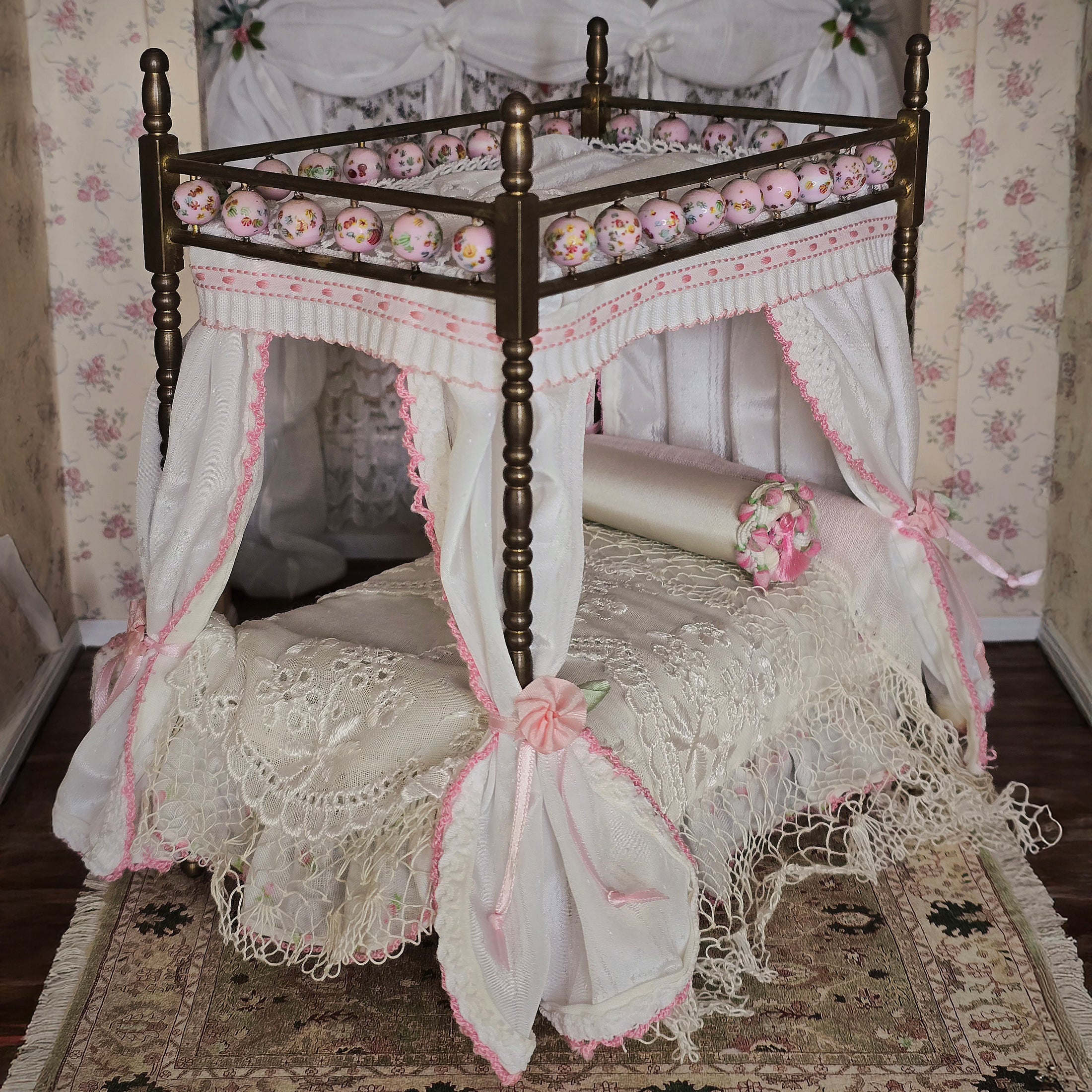 Pink & White Victorian Miniature Brass and Wood Canopy Bed Lace Curtains Floral Beads