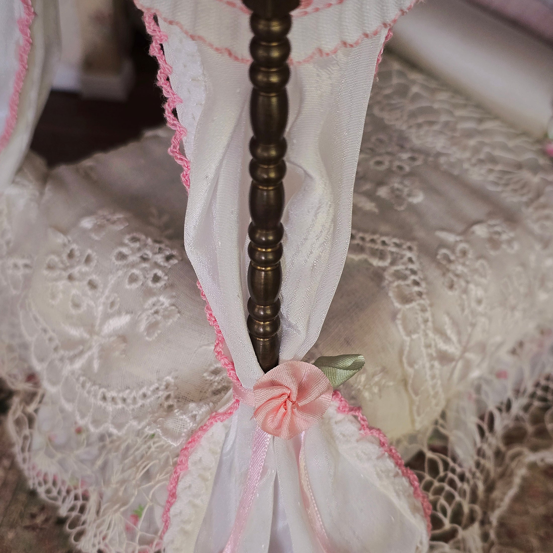 Pink & White Victorian Miniature Brass and Wood Canopy Bed Lace Curtains Floral Beads
