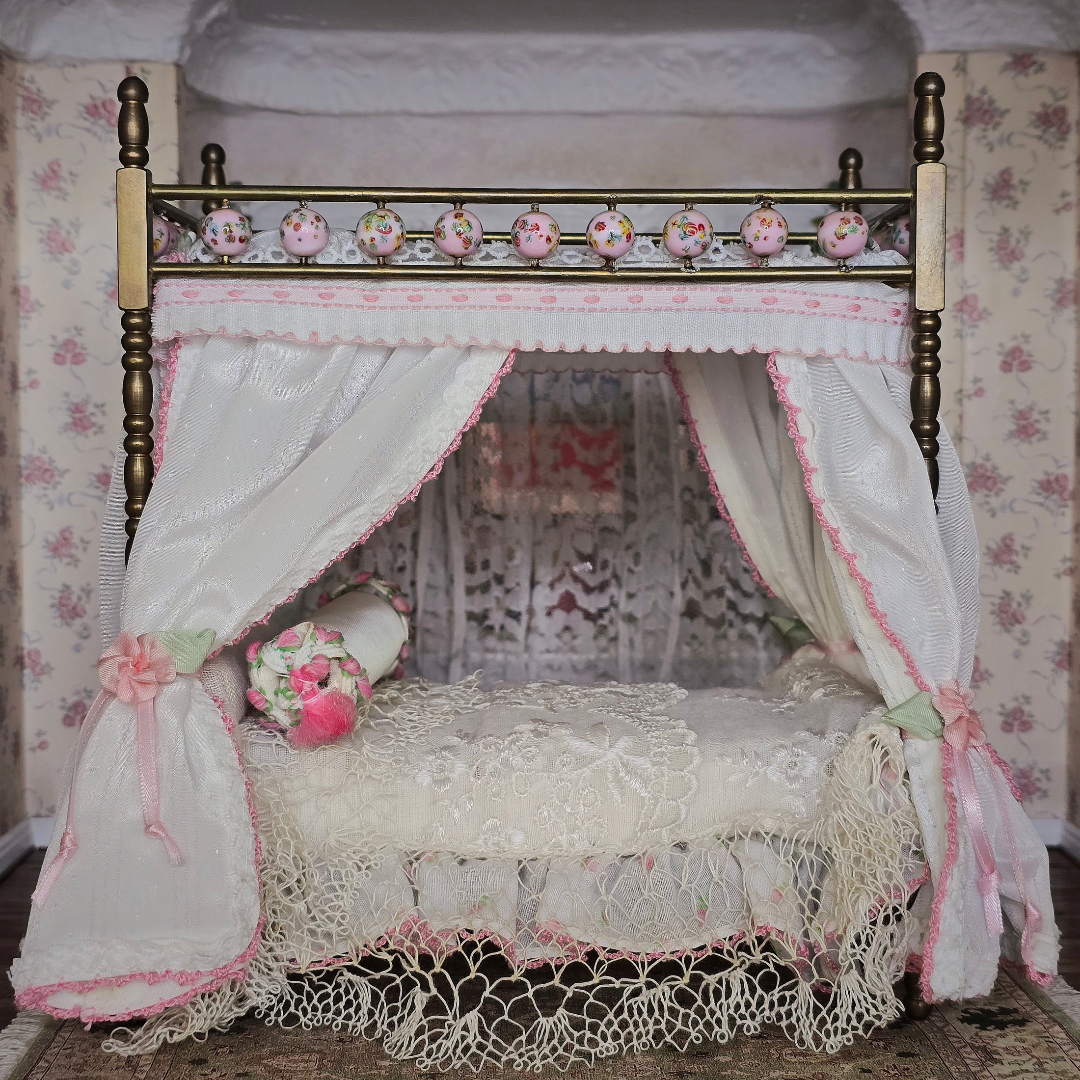Pink & White Victorian Miniature Brass and Wood Canopy Bed Lace Curtains Floral Beads