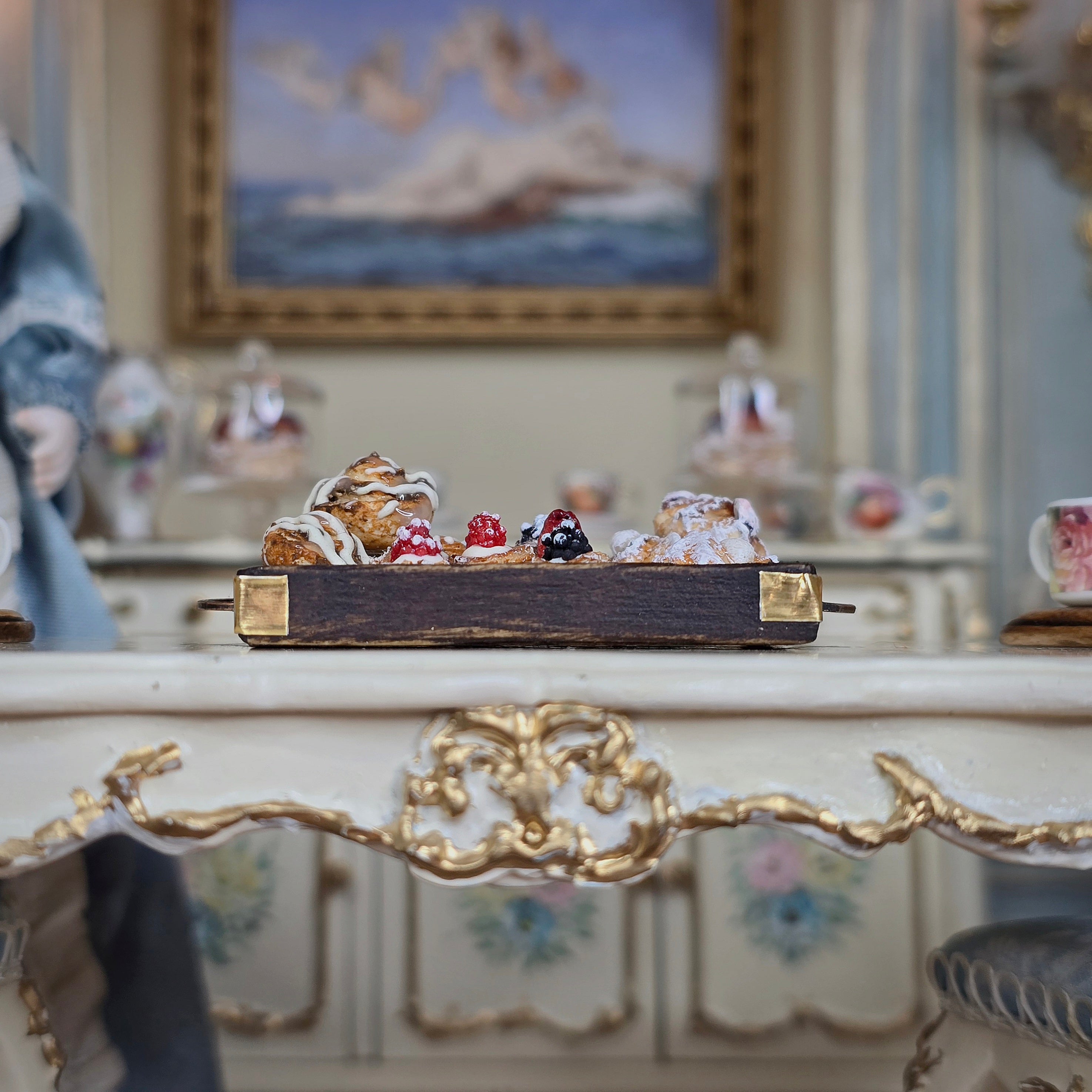 pastry tray in decorated room