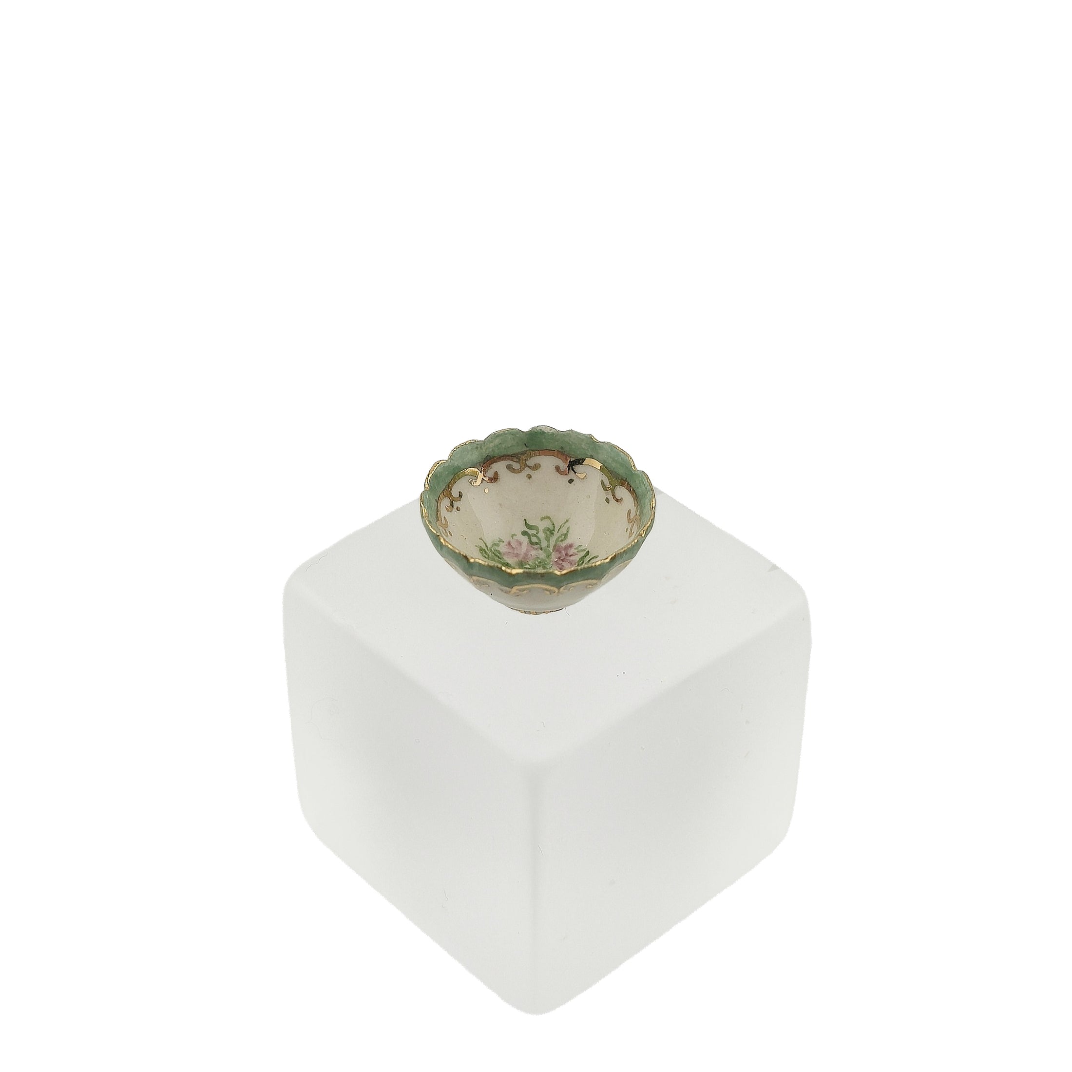 Teresa Welch Scalloped Rim Green Gilt Bowl with Pink Roses, 1999