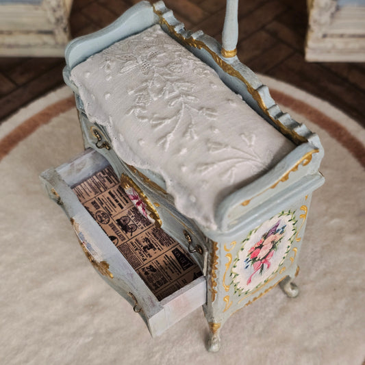 June Clinkscales Custom Rococo Gilt Blue Baby’s Changing Table with Hanging Rail
