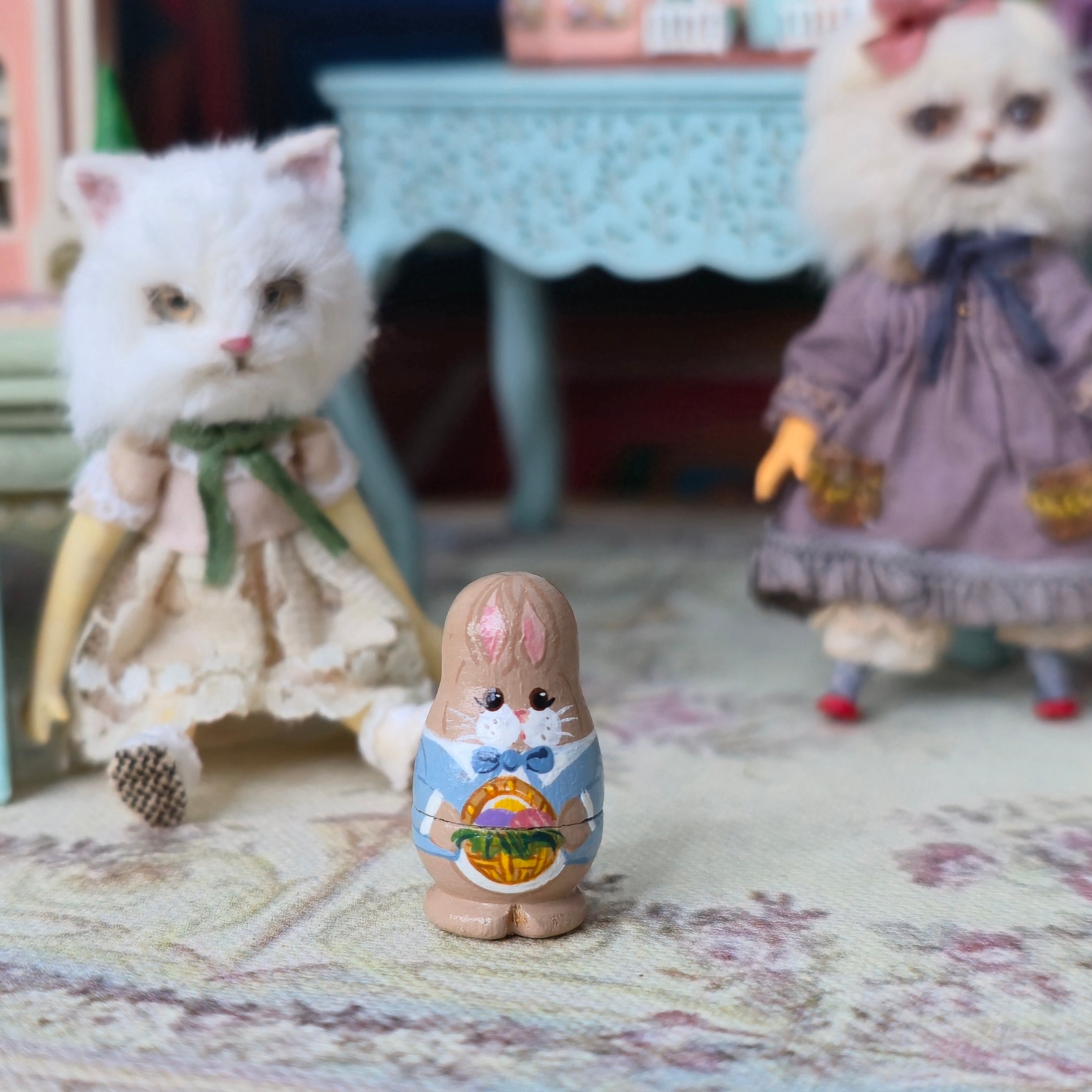 Diane Jones Hand-Painted Easter Bunny Nesting Doll Set with Chick 1995