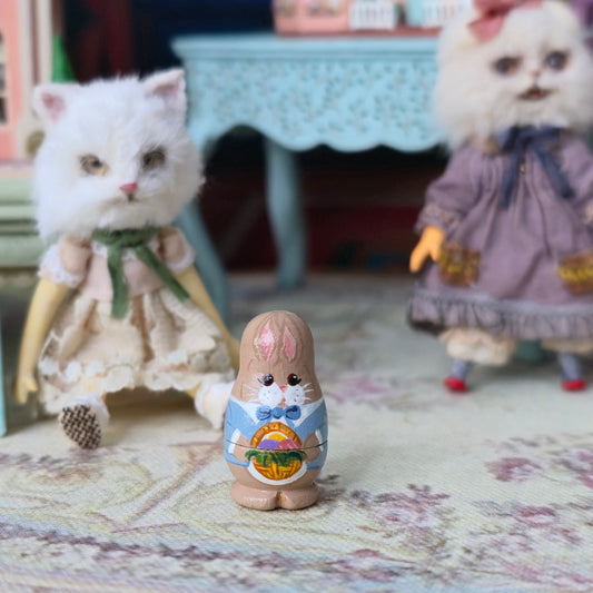 Diane Jones Hand-Painted Easter Bunny Nesting Doll Set with Chick 1995