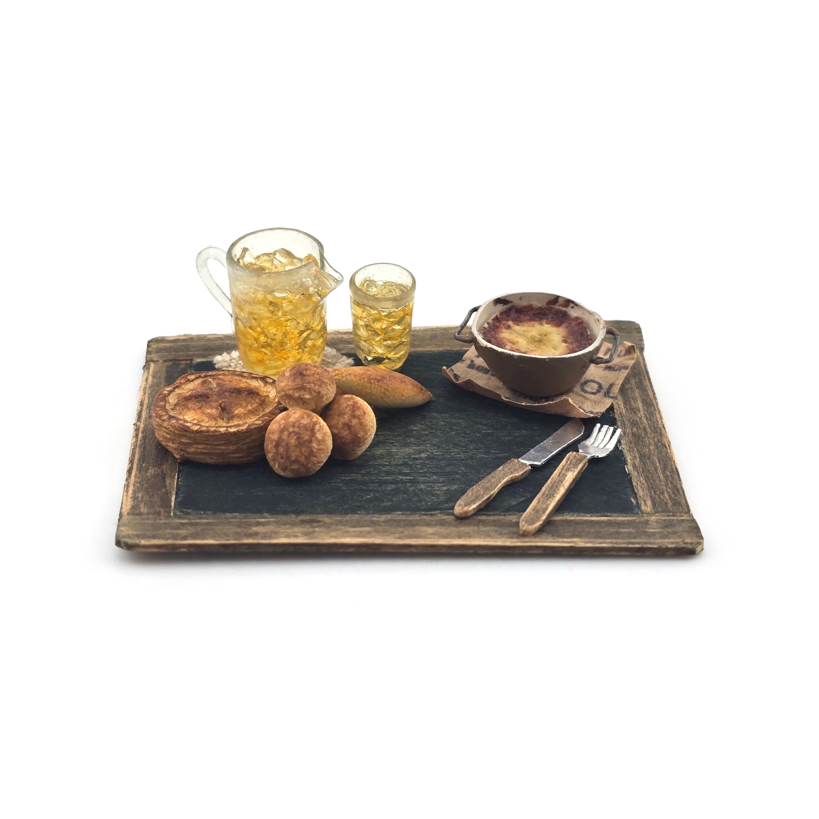 Tomo Tanaka Nunu’s House Rustic Soup and Bread Meal Diorama Miniature