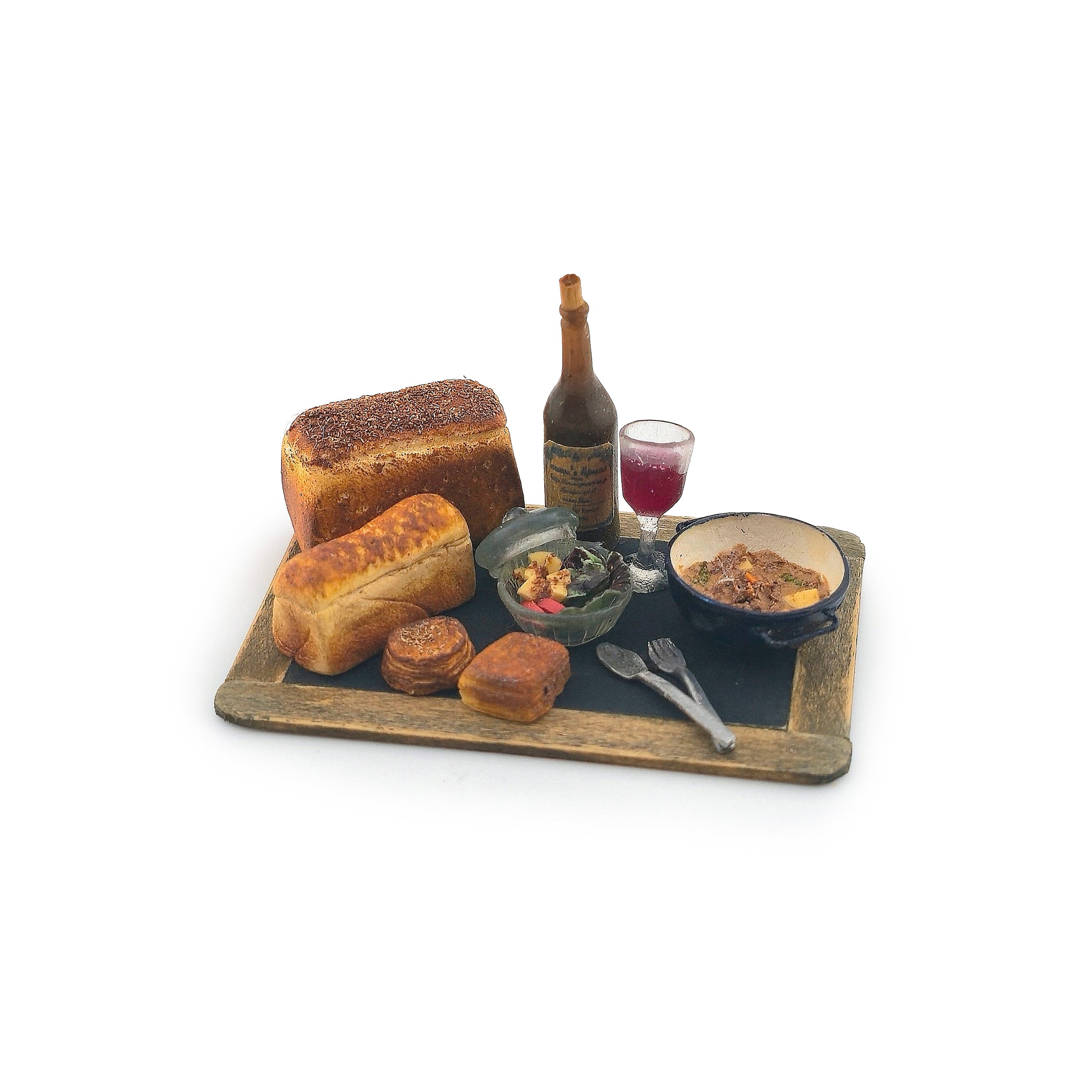 Tomo Tanaka Nunu’s House Rustic Bread and Wine Board Diorama Miniature