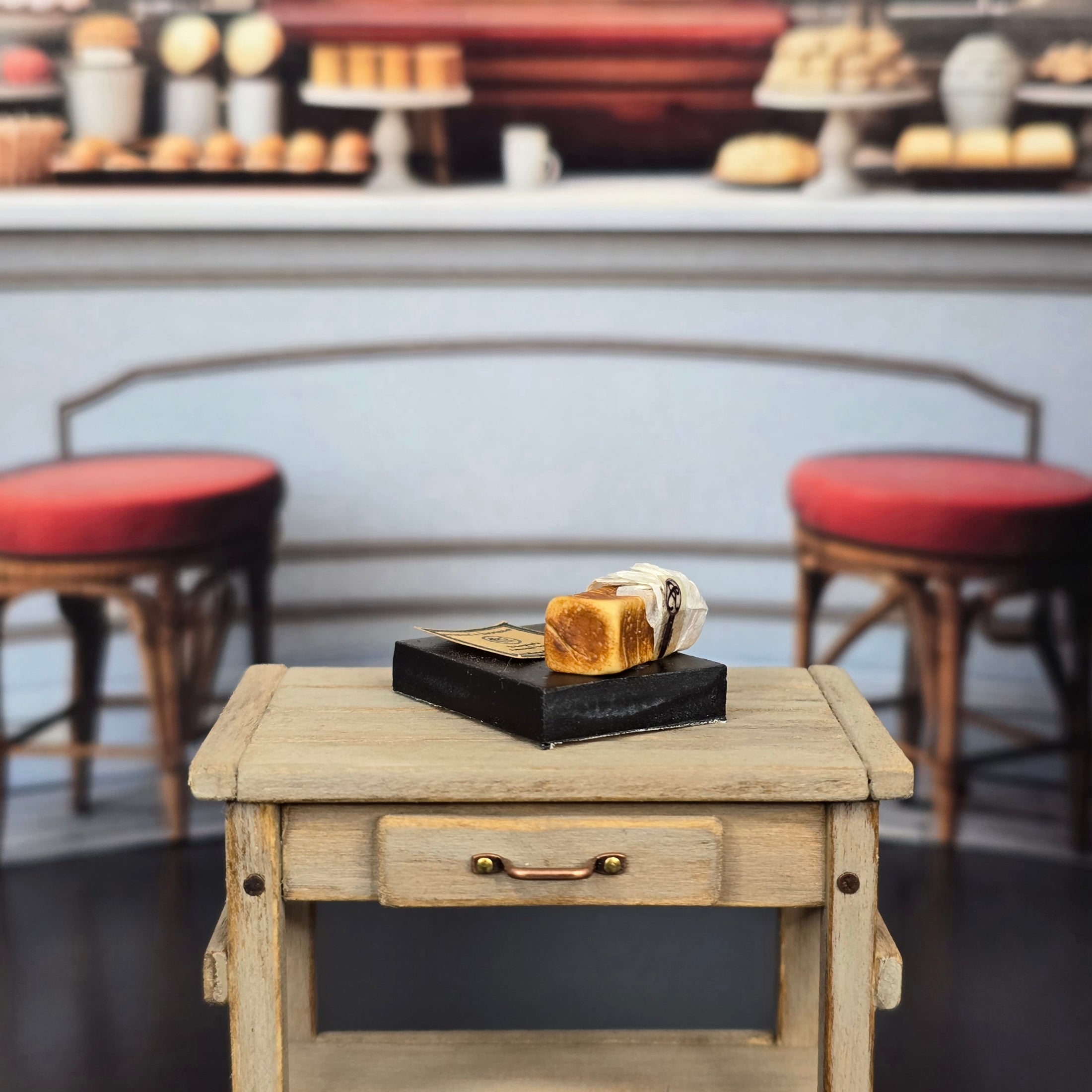 Tomo Tanaka Nunu’s House Natural Bread Loaf Bakery Display Board Artisan Miniature