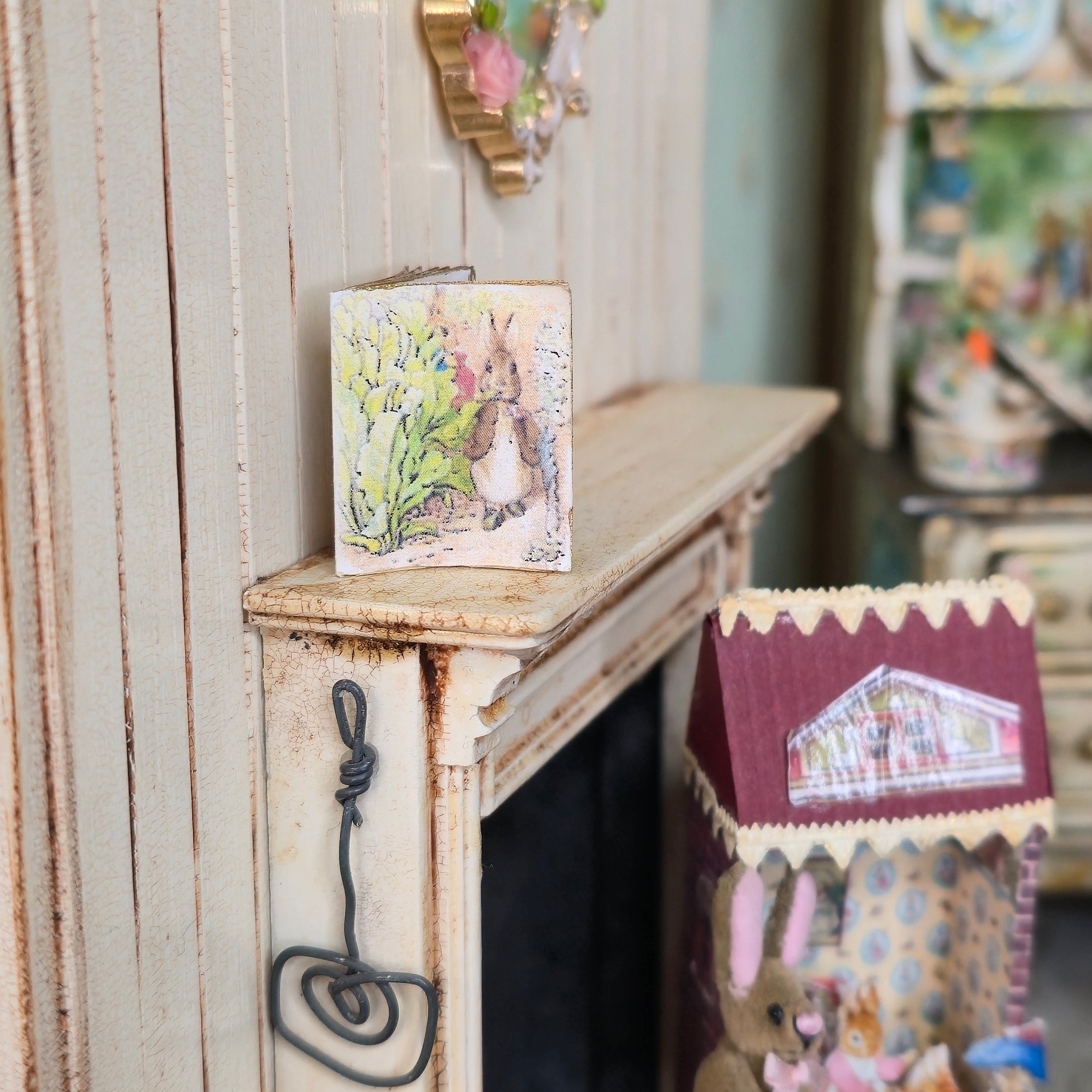 Storybook Shelf Sitter With Peter Rabbit Figure Dollhouse Miniature Nursery Decor