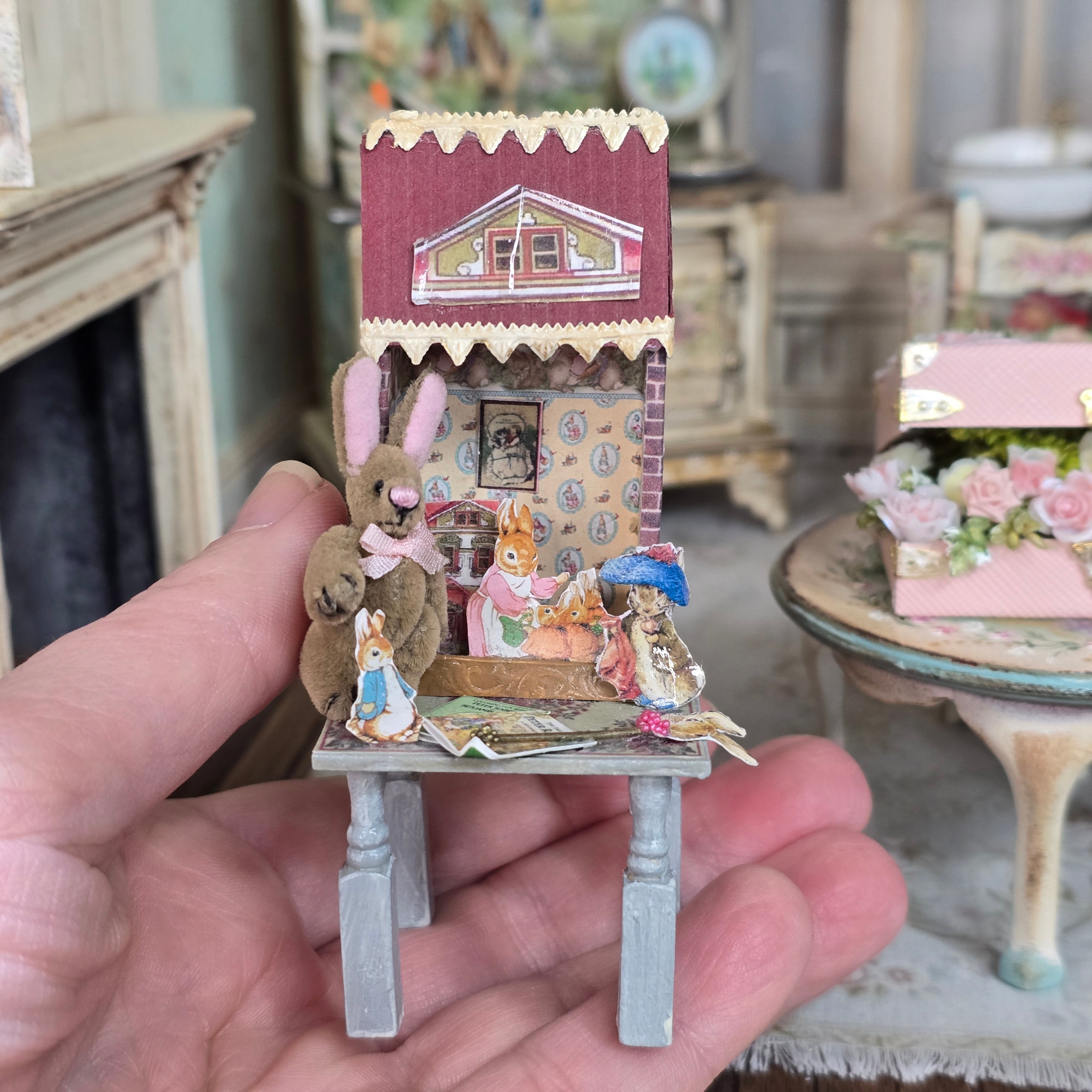 Peter Rabbit Doll's House Nursery Toys Table Display for Miniature Nursery