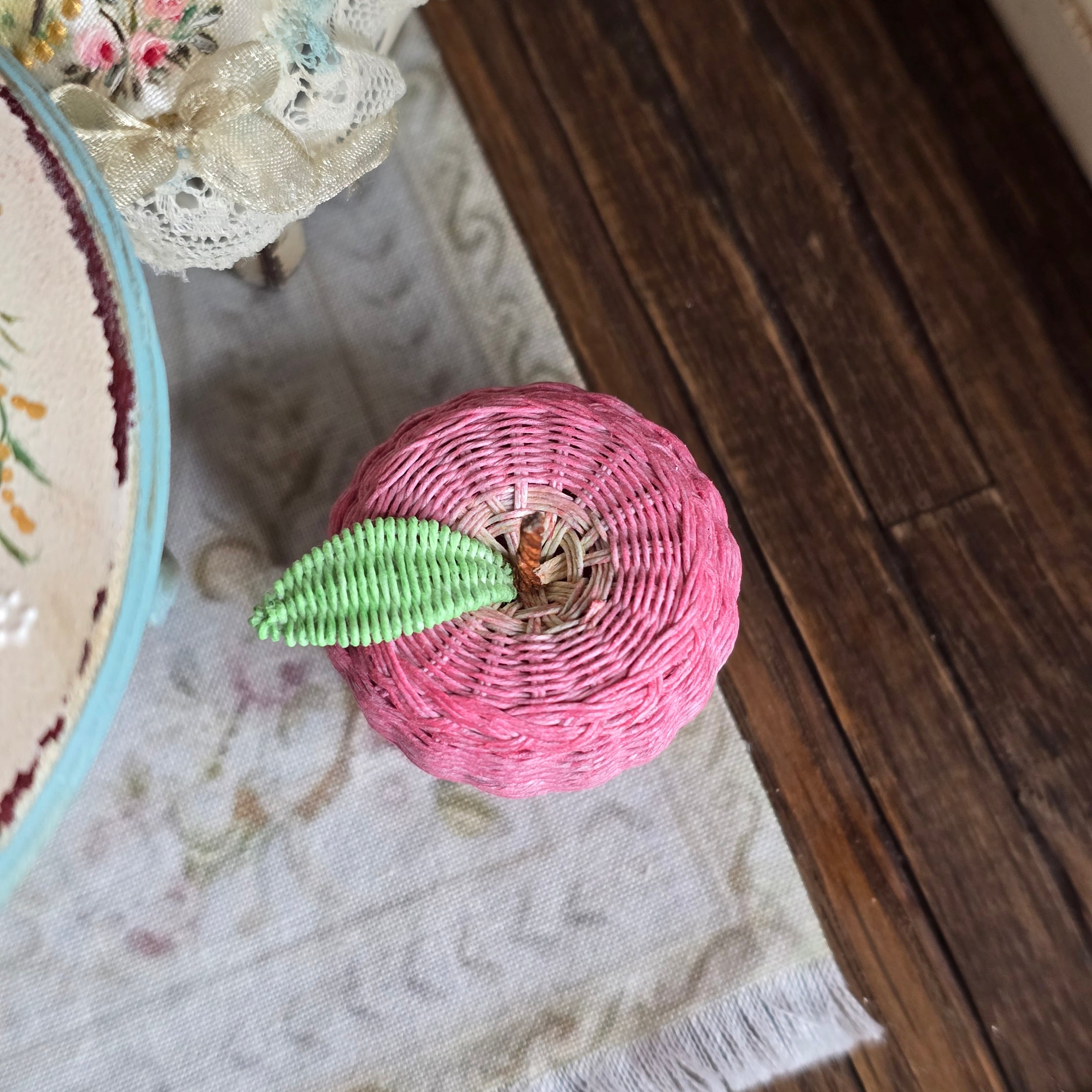 Hand Woven Children's Wicker Apple Basket Storage Piece Dollhouse Miniature OOAK