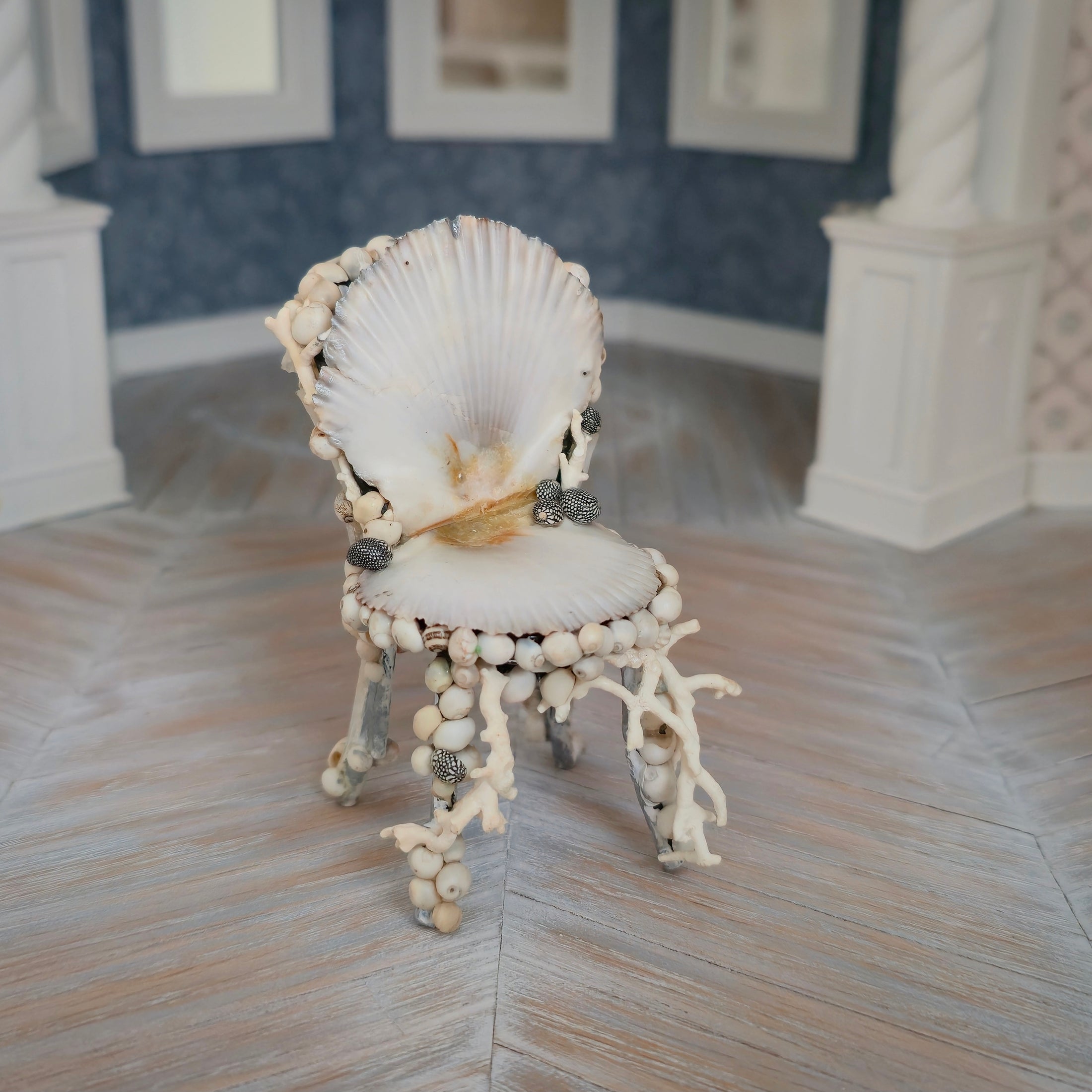 RARE Pamela Goldman Sea Shell Dining Set with Ocean-Blue Resin Tabletop