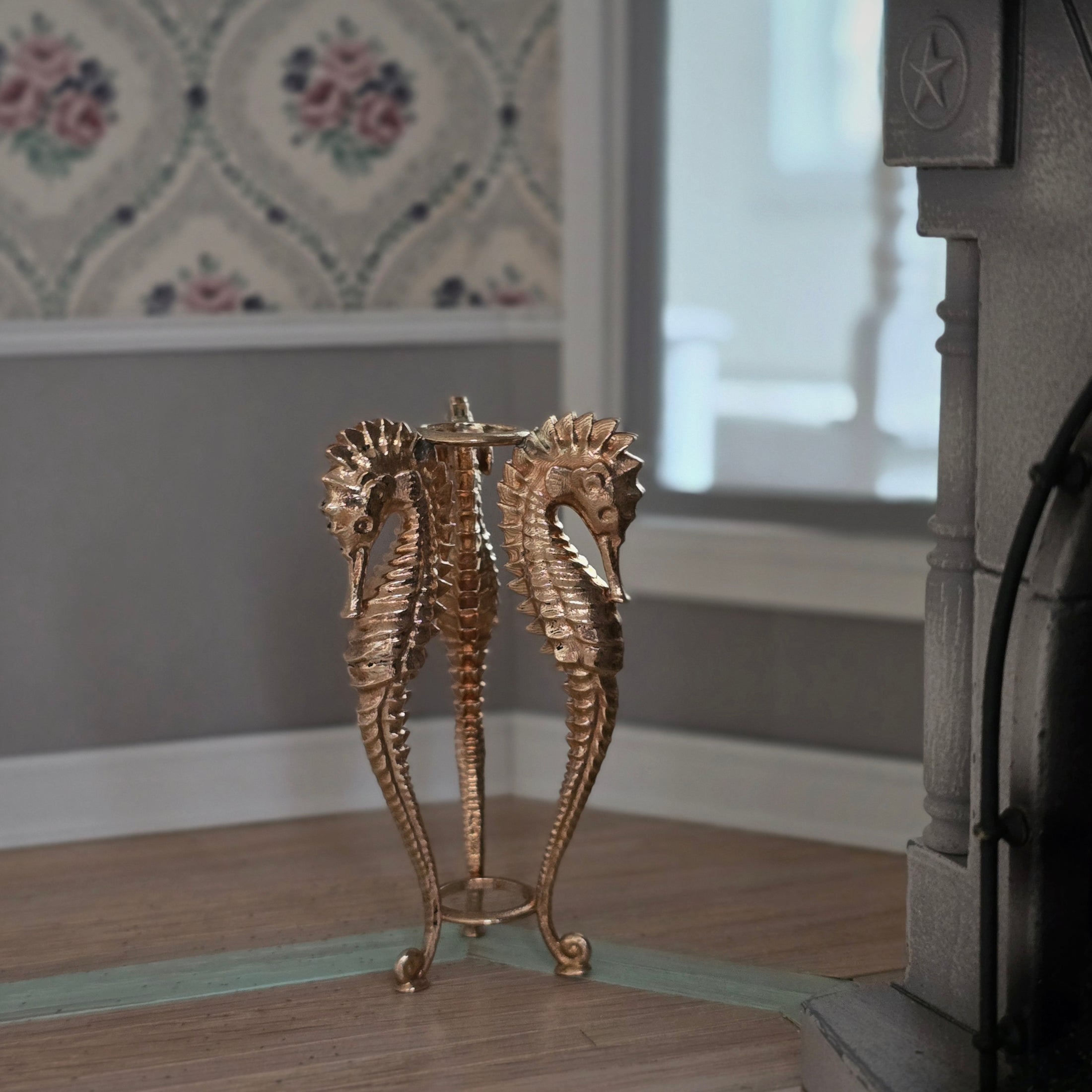 Fatima Doña Gilt Triple Seahorse Pedestal Table Spain
