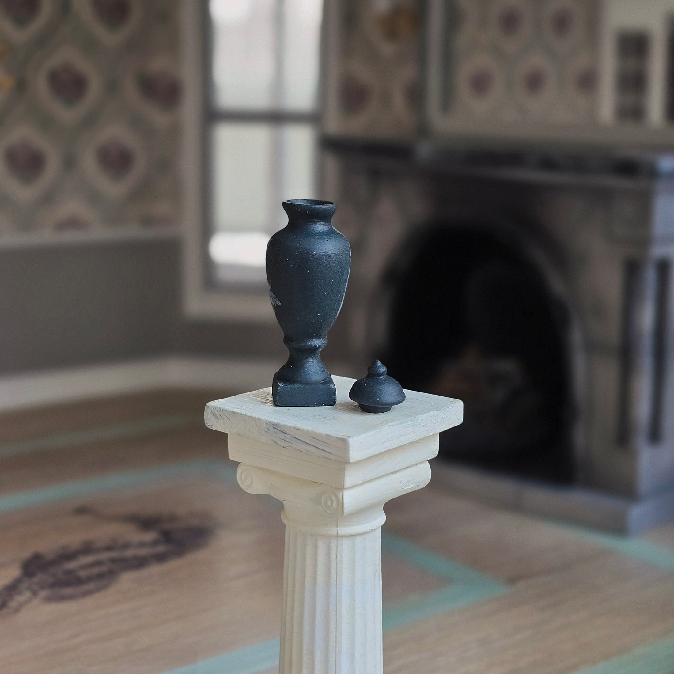Vince Stapleton Jasperware Covered Urn Dollhouse Miniature 1991