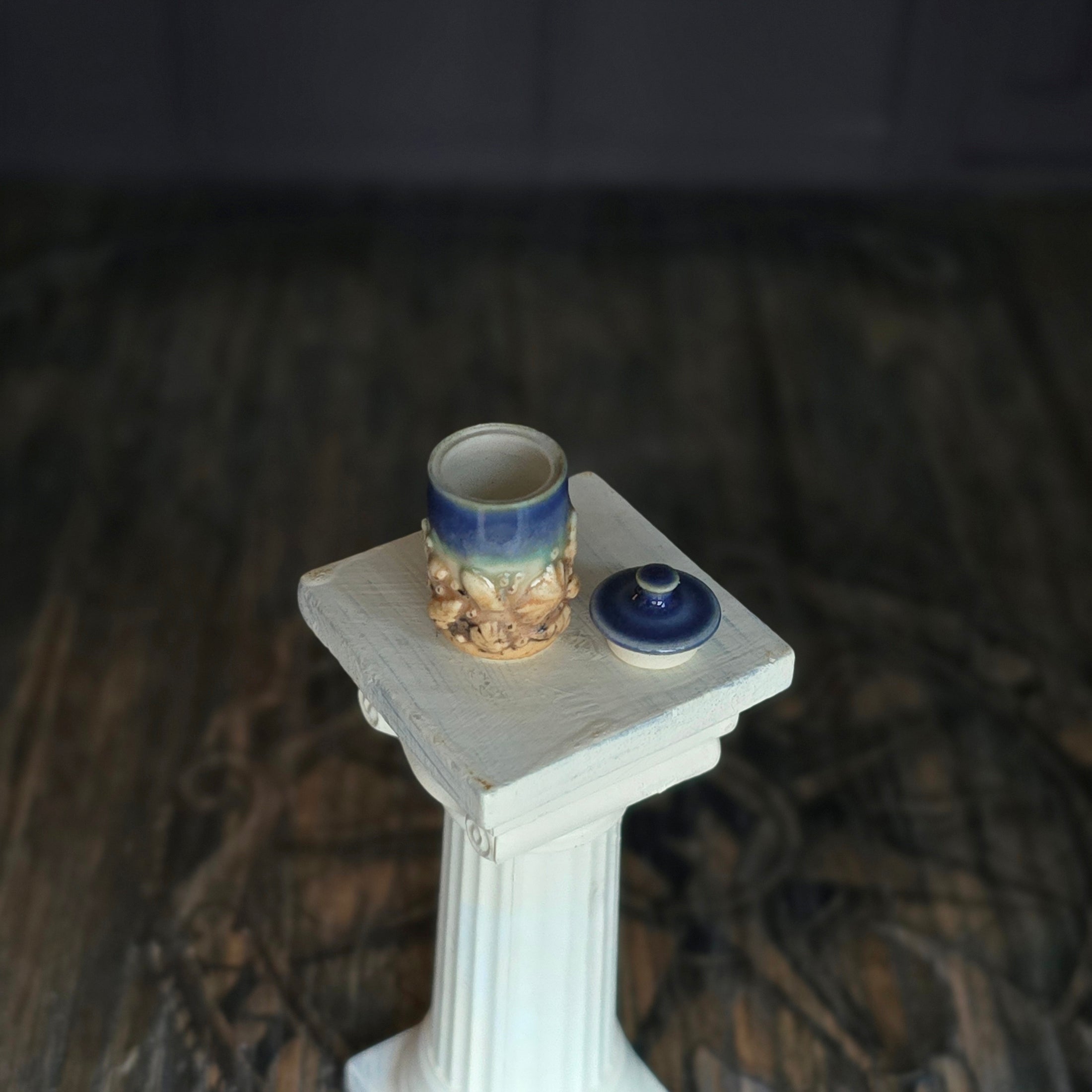 Susan Van Tubbergen "Of the Sea" Lidded Ginger Jar Dollhouse Miniature