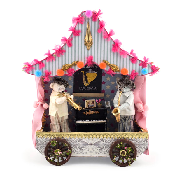 French Jazz Bears New Orleans Circus Wagon Diorama Le Coffre d’Emilie