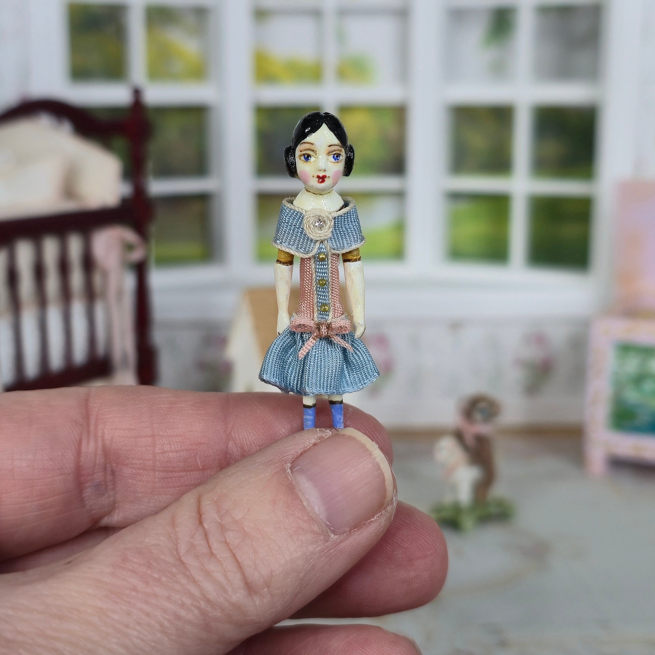 Gale Elena Bantock 1920s Boudoir China Head Toy Doll in Presentation Box with Outfit