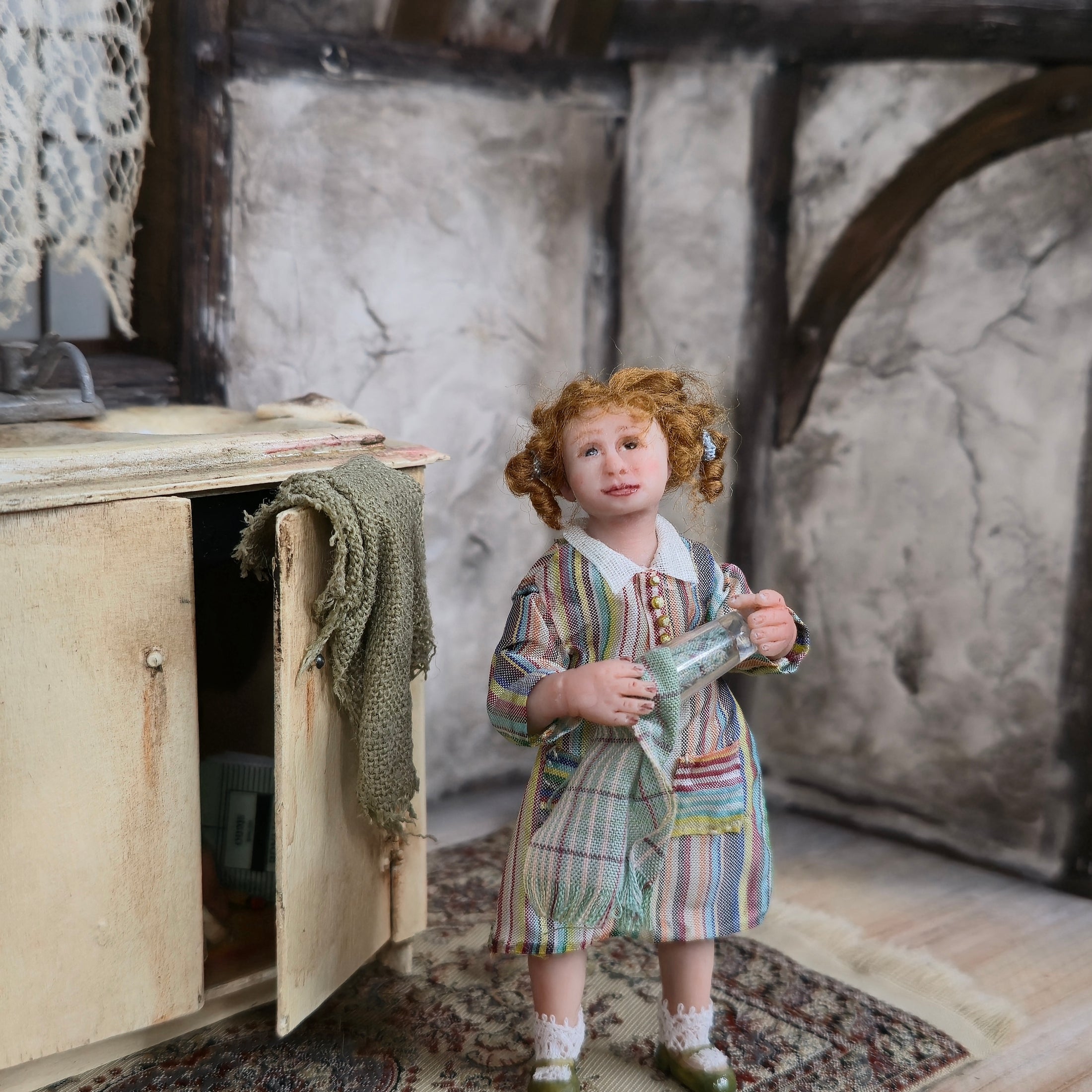 Grandmother & Granddaughter Dish Drying OOAK Clay Character Dollhouse Dolls Pair