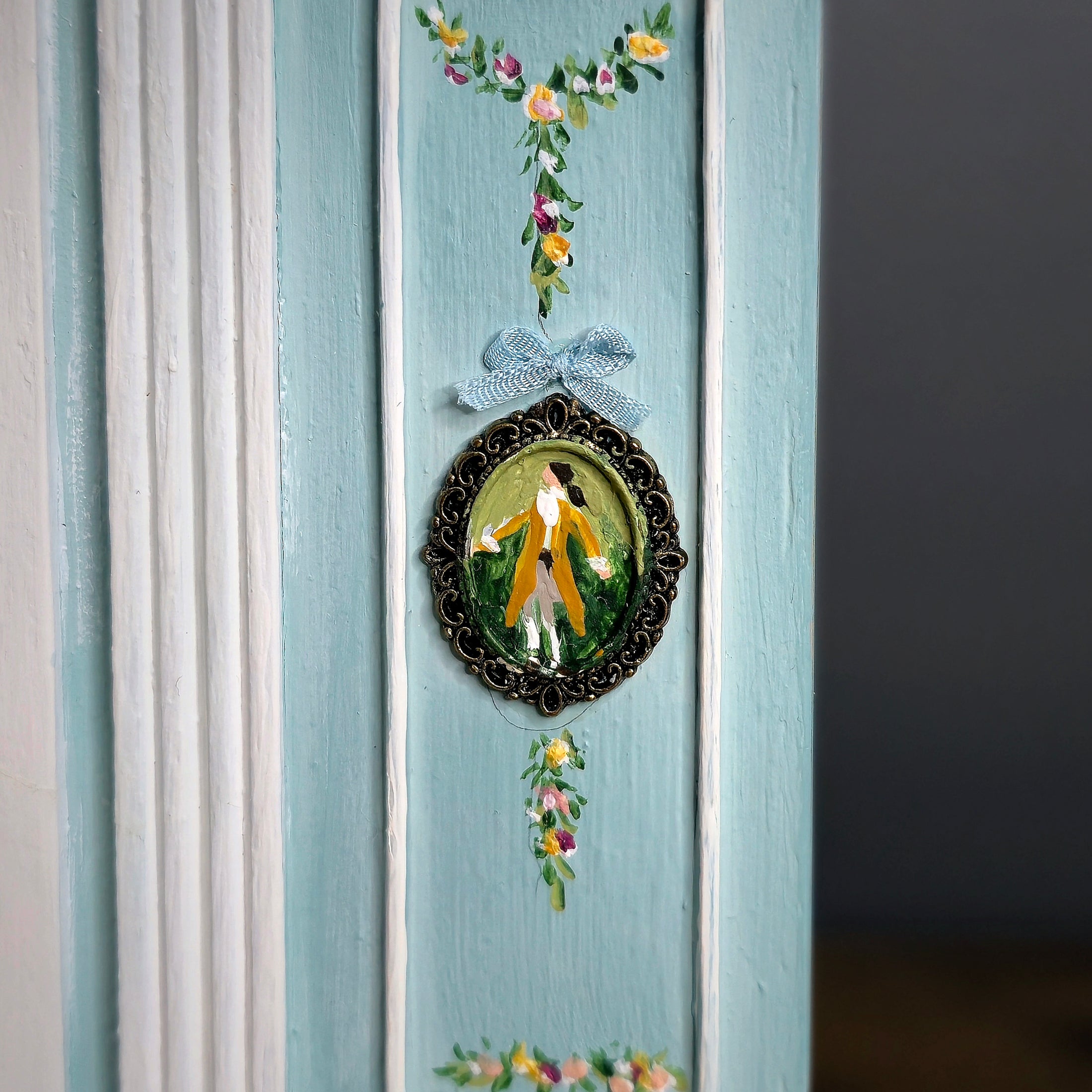 Aurearte Miniatures Rococo Hand-Painted Blue Door Wall Unit 1:12 Spain