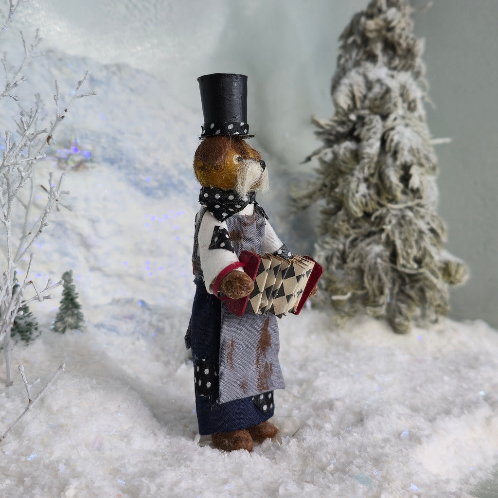 Le Coffre d’Emilie OOAK Hobo Puppy Musician Antropomorphic Dollhouse Doll Figure