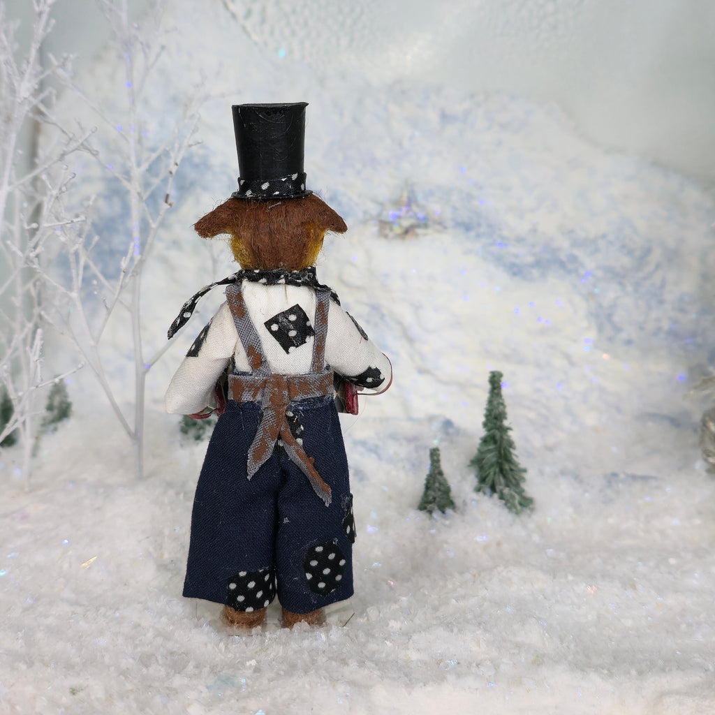 Le Coffre d’Emilie OOAK Hobo Puppy Musician Antropomorphic Dollhouse Doll Figure