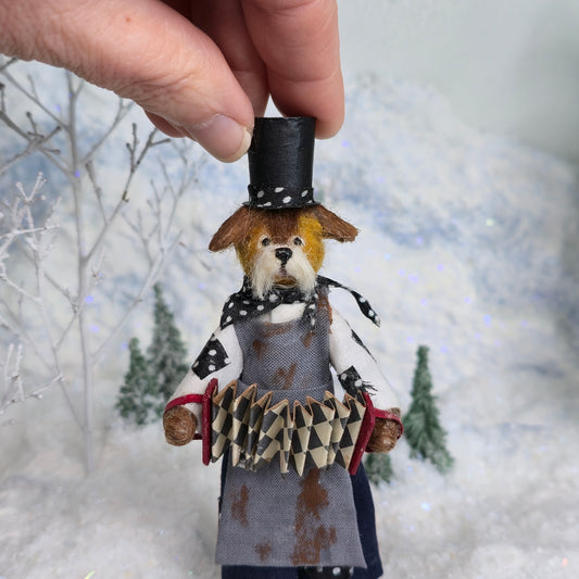 Le Coffre d’Emilie OOAK Hobo Puppy Musician Antropomorphic Dollhouse Doll Figure