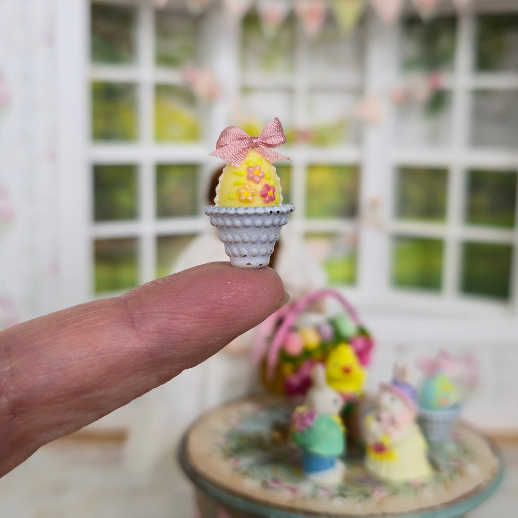 Artisan Easter Figurines & Basket Dollhouse Miniature Spring Decor Set