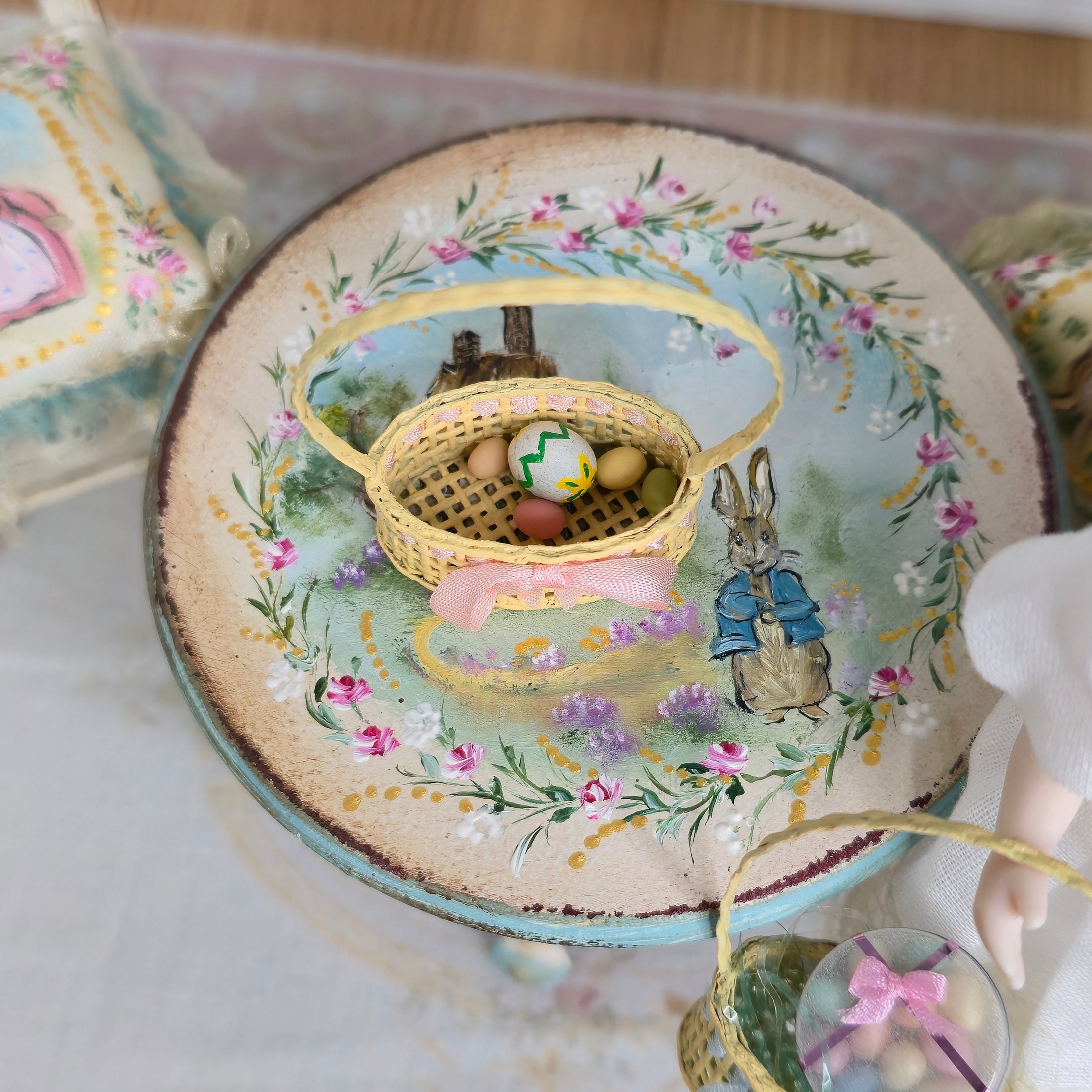 Easter Basket & Candy Set Paris Miniatures Dollhouse Miniature