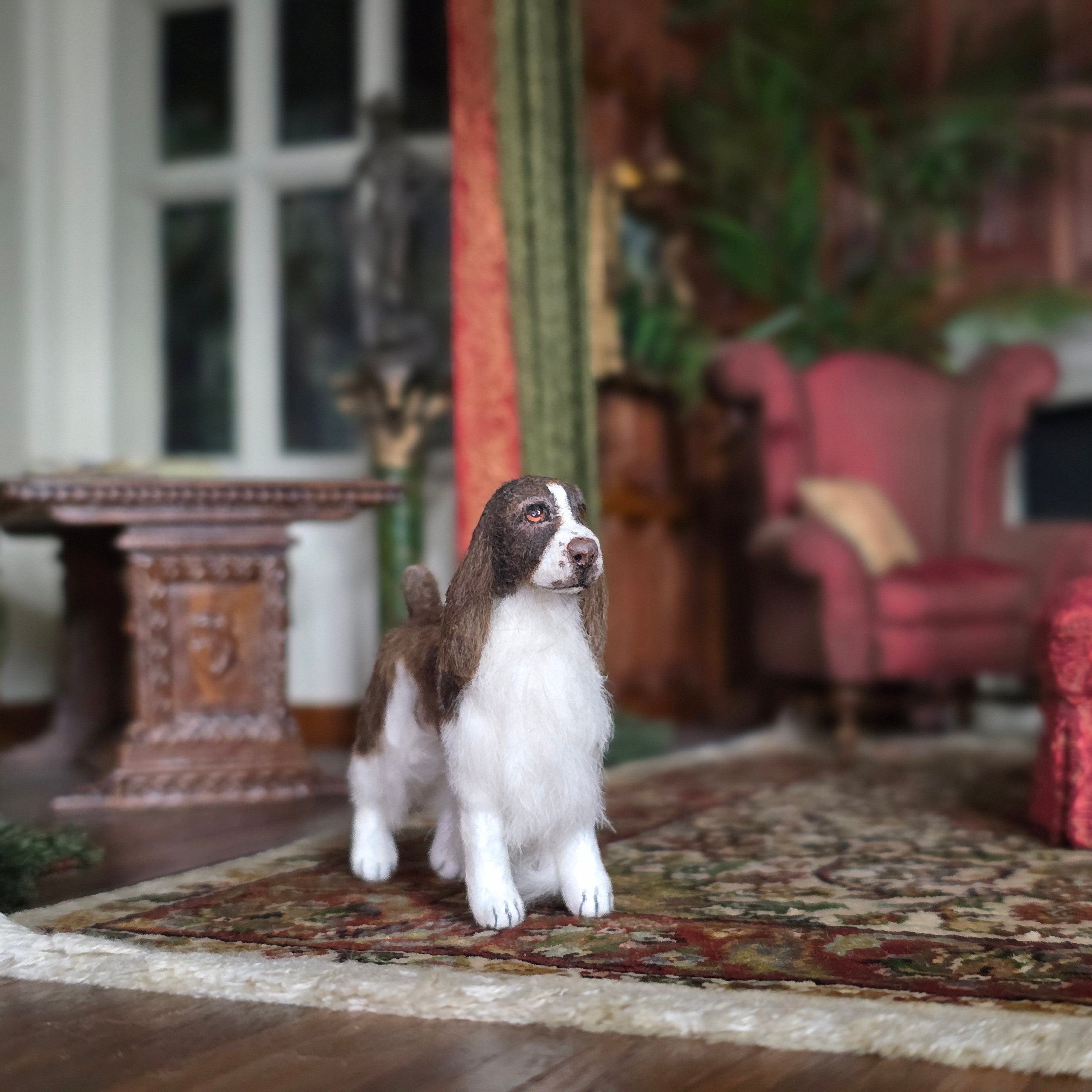 Realistic Pet English Springer Spaniel Dog Dollhouse Miniature