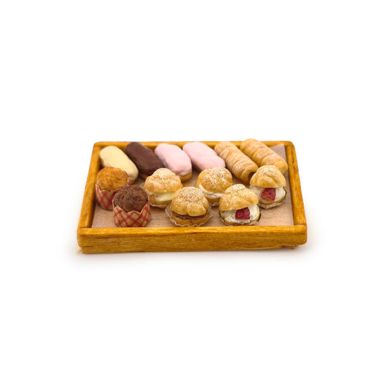 Tomo Tanaka Nunu’s House French Tarts & Pastries Tray Bakery Display Artisan