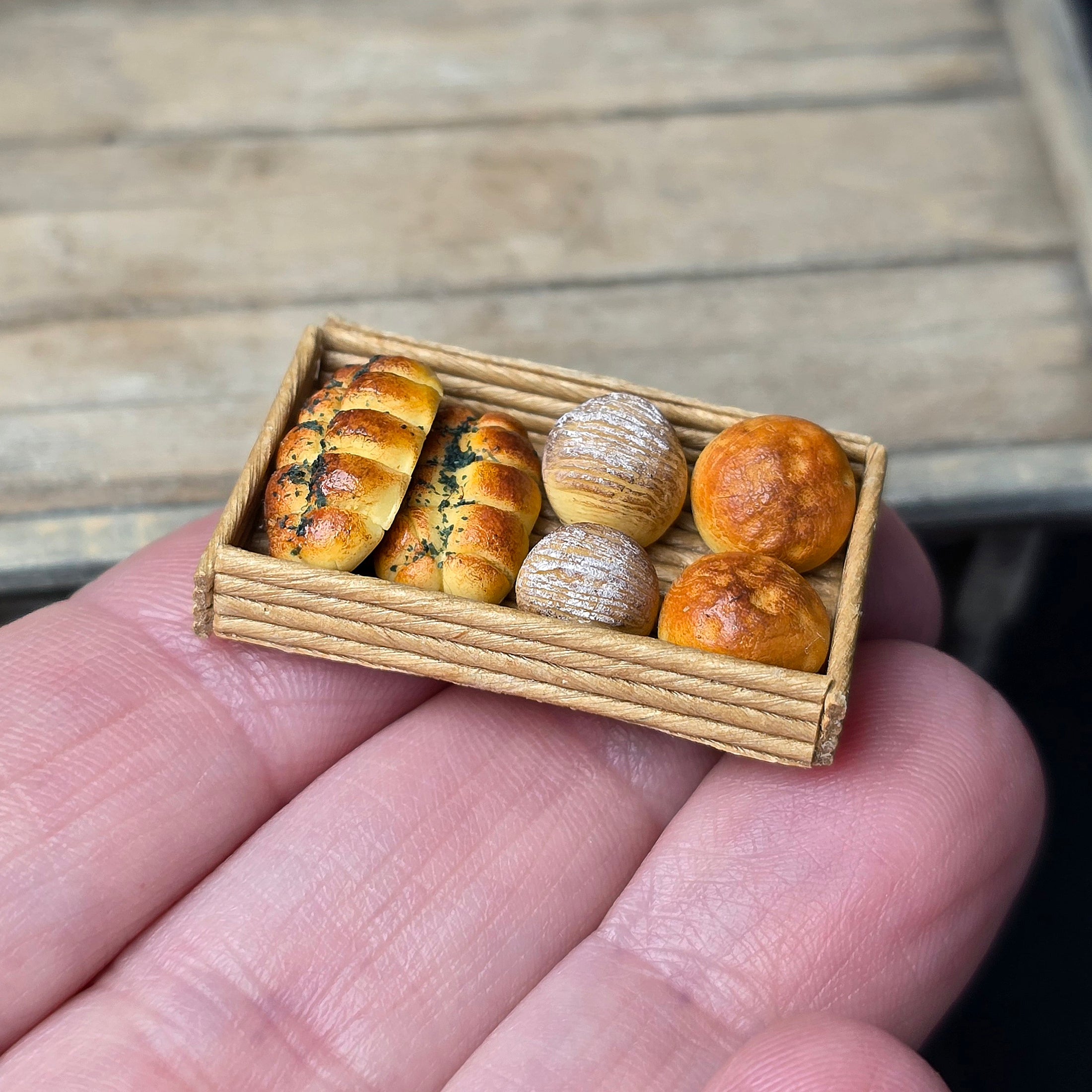 Tomo Tanaka Nunu’s House Artisan Bread Crate Bakery Display Artisan Miniature