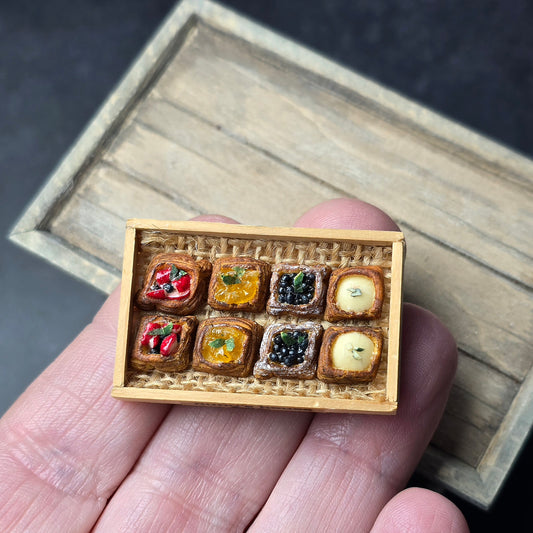 Tomo Tanaka Nunu’s House Fruit Danish Pastry Crate Dollhouse Miniature