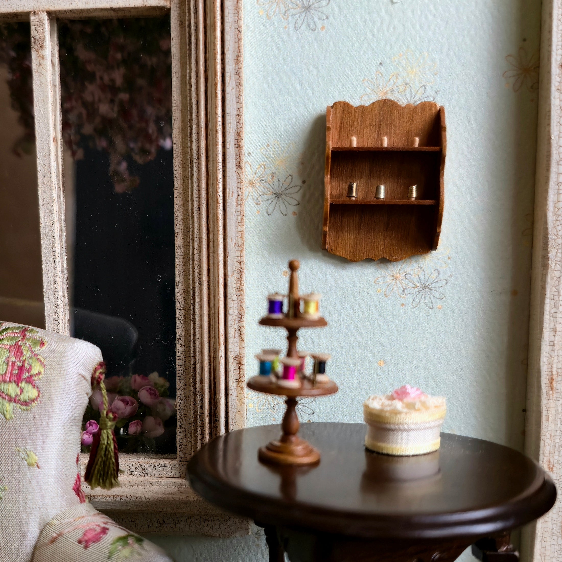 Larry Hadlock Miniature Thimble Holder Wall Shelf & Thimbles OOAK 1984