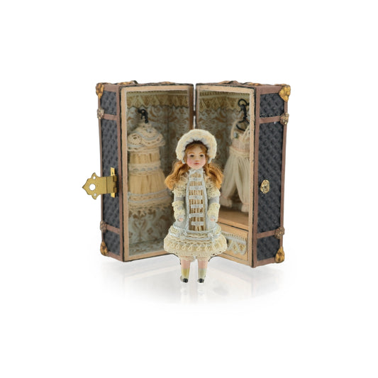 SUPER RARE Renee Delaney Miniature Doll with Trunk & Wardrobe