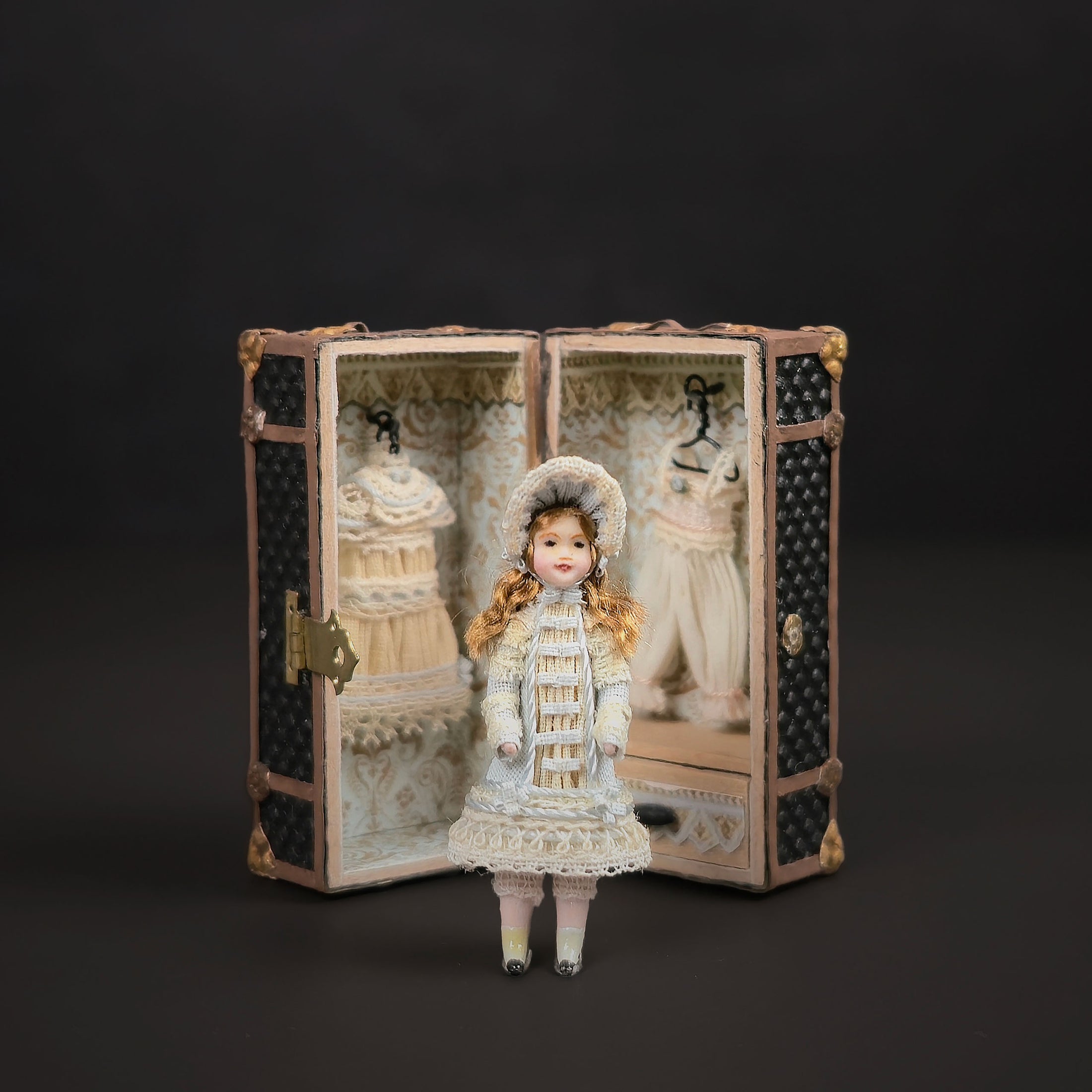 SUPER RARE Renee Delaney Miniature Doll with Trunk & Wardrobe